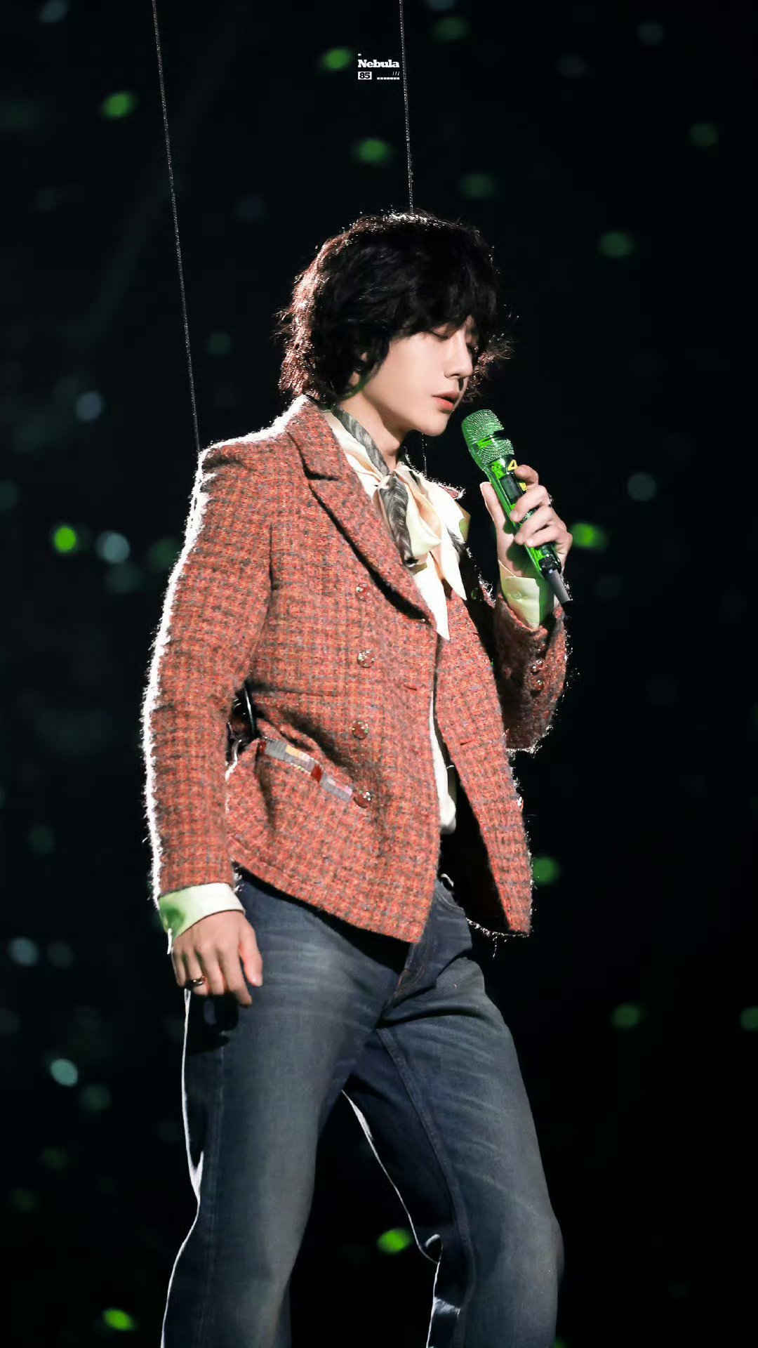 王一博湖南卫视跨年晚会绿海 ,现场观众纷纷被震撼到了