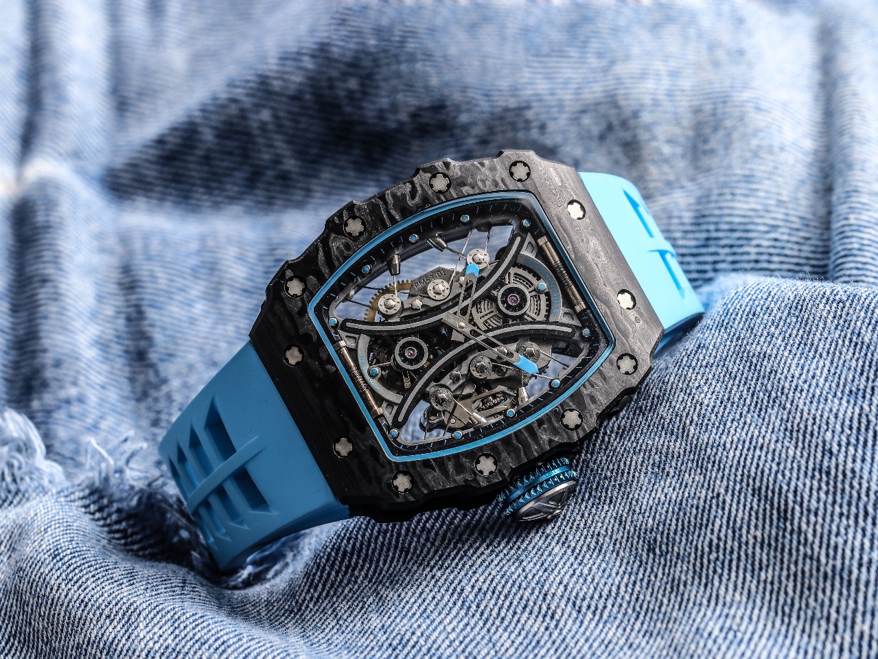 jb复刻理查德米勒rm53-01陀飞轮腕表,全身碳钎维 真陀飞轮心脏,号称