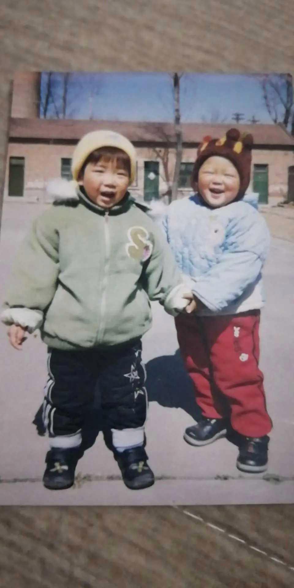 也令我感慨万千! 你会珍藏有小时候的照片吗?看了是什么感受!