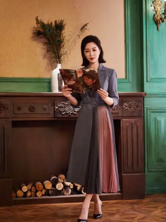 董卿和陈数同框,宛如一对姐妹花!