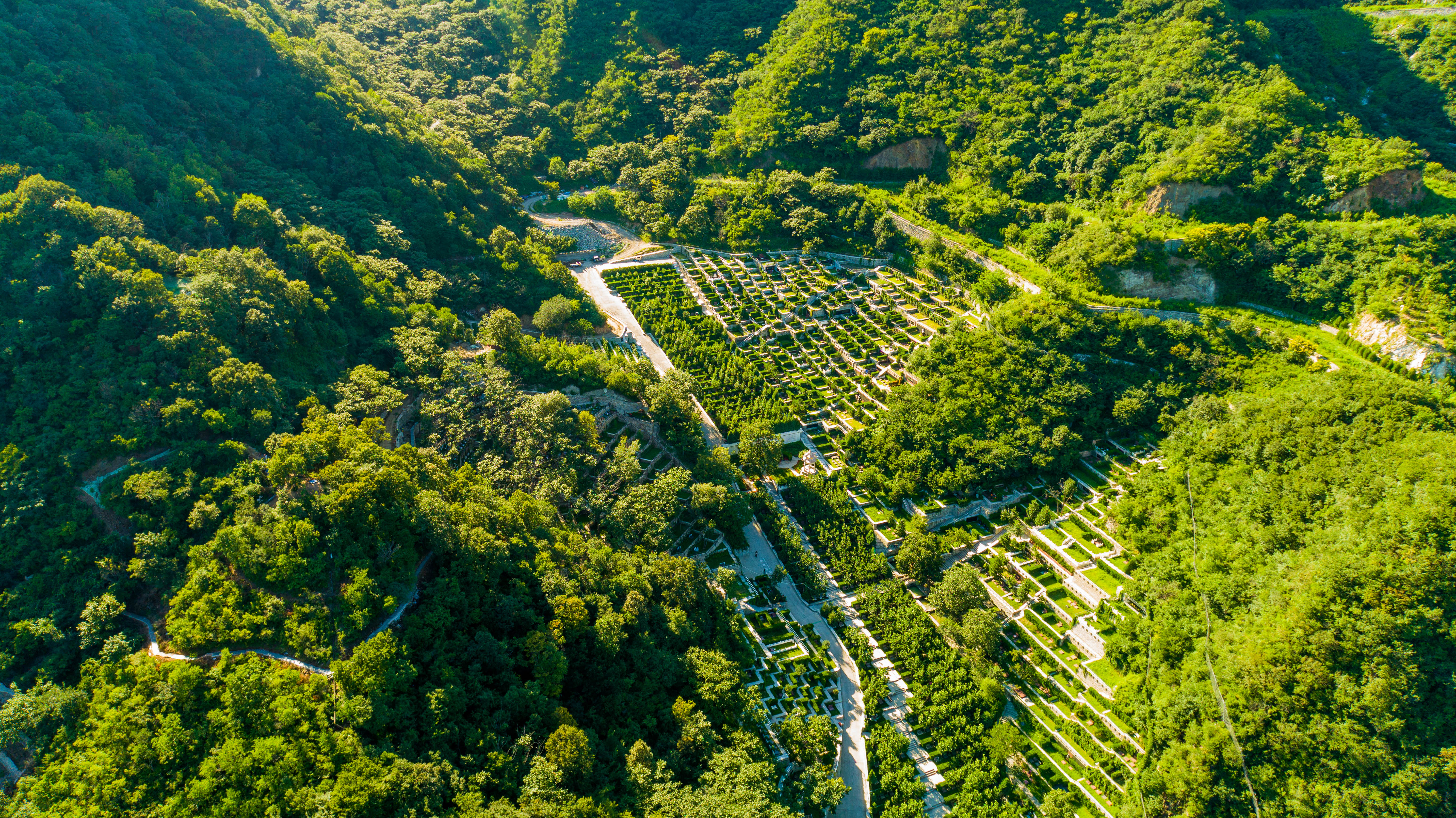 怀柔九公山墓地图片