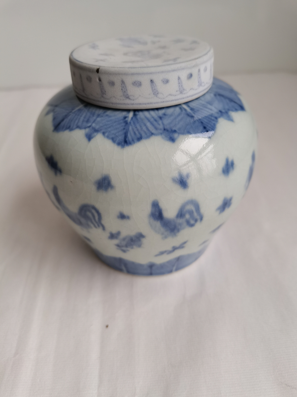 成化鸡缸罐   海捞瓷,罐体经过1200度高温复烧过,盖子保留原状