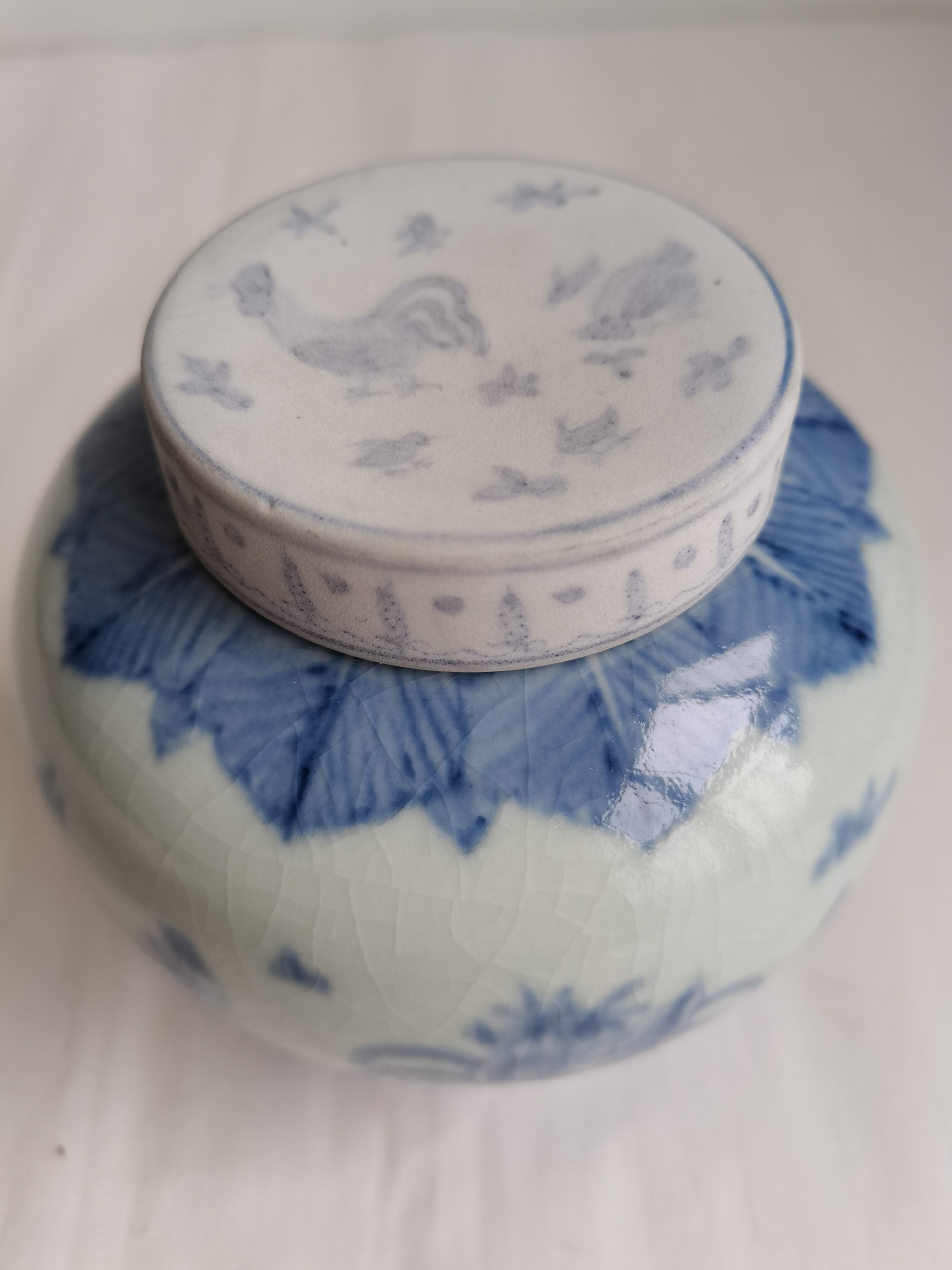 成化鸡缸罐   海捞瓷,罐体经过1200度高温复烧过,盖子保留原状