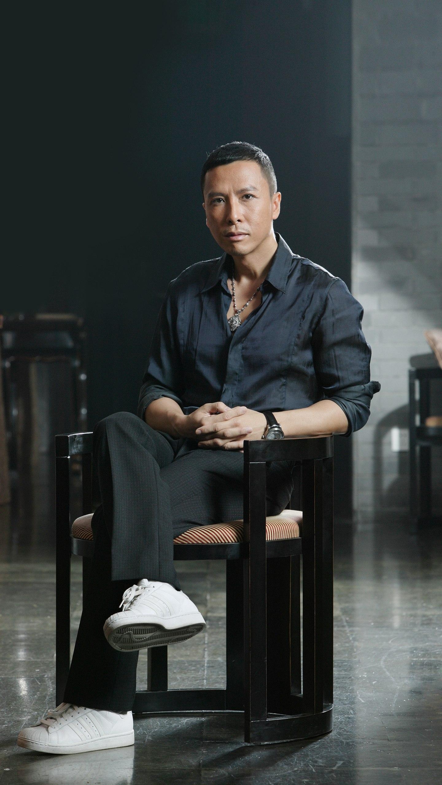 1:改编自玖月晞同名小说,当代都市电视剧《白色橄榄树》已备案; 2:圈