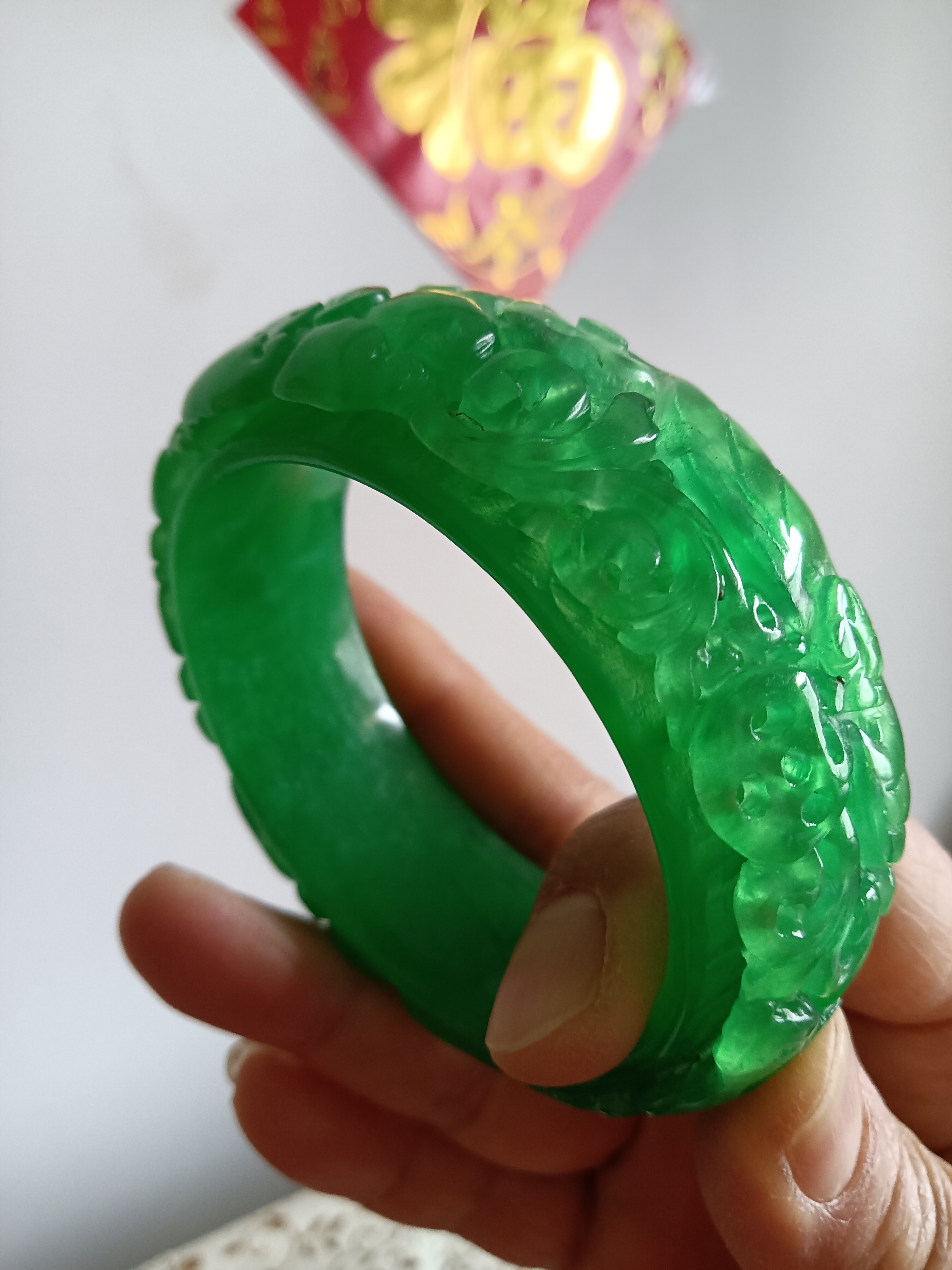 翡翠镯子一对(翡翠镯子一对图片) 第1张