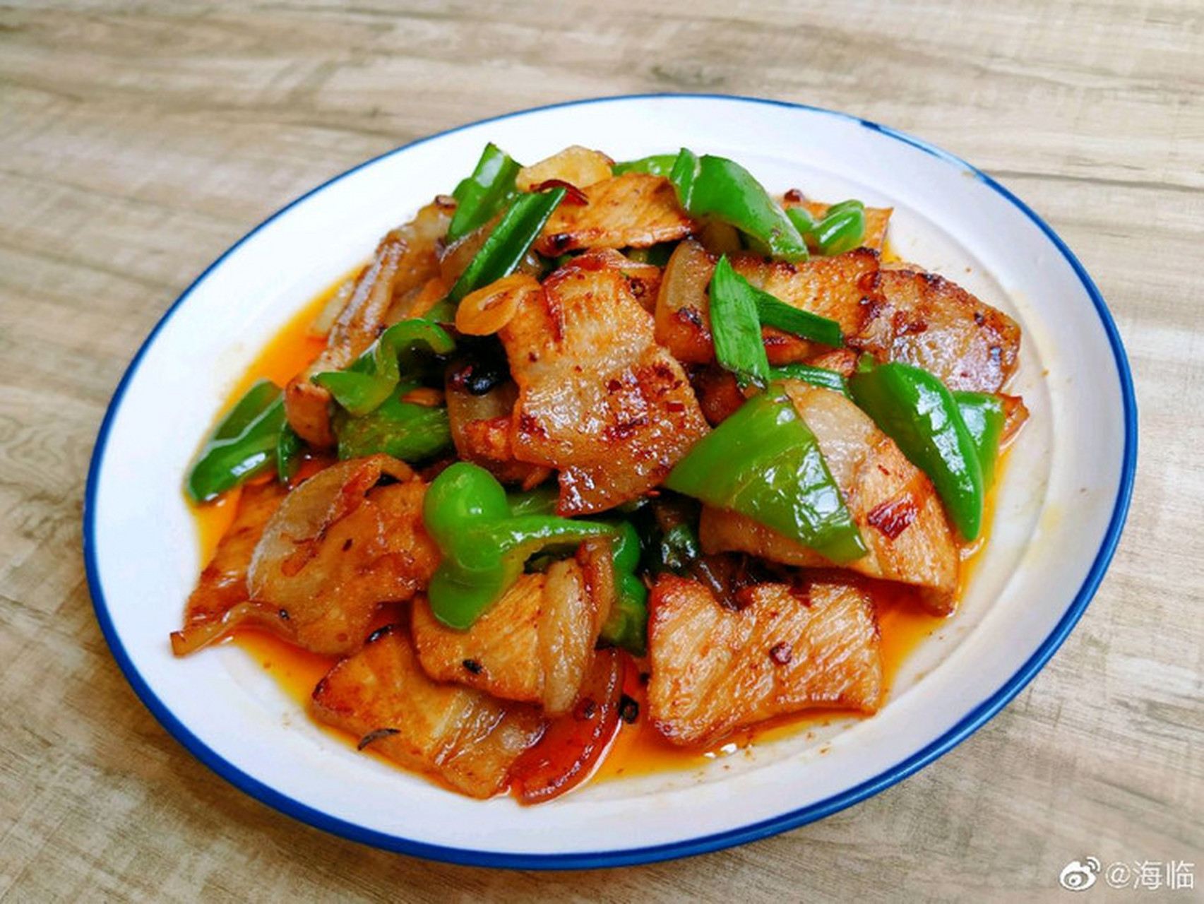 家常菜谱# 川味家常菜盐煎肉,是川人喜爱的下饭菜之一,其制作过程不