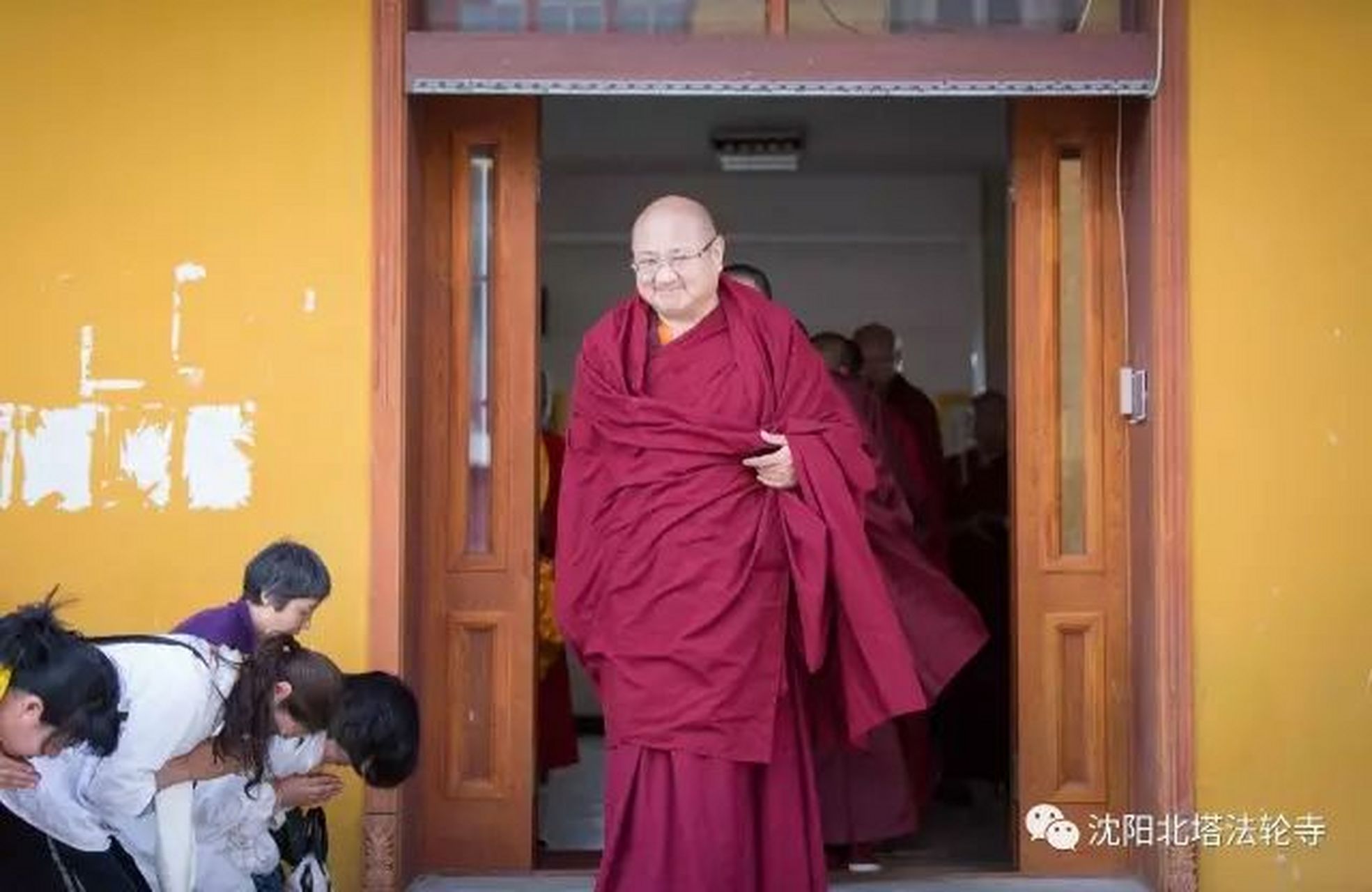 夏坝仁波切沈阳北塔法轮寺今天    八关斋戒是哪些呢?