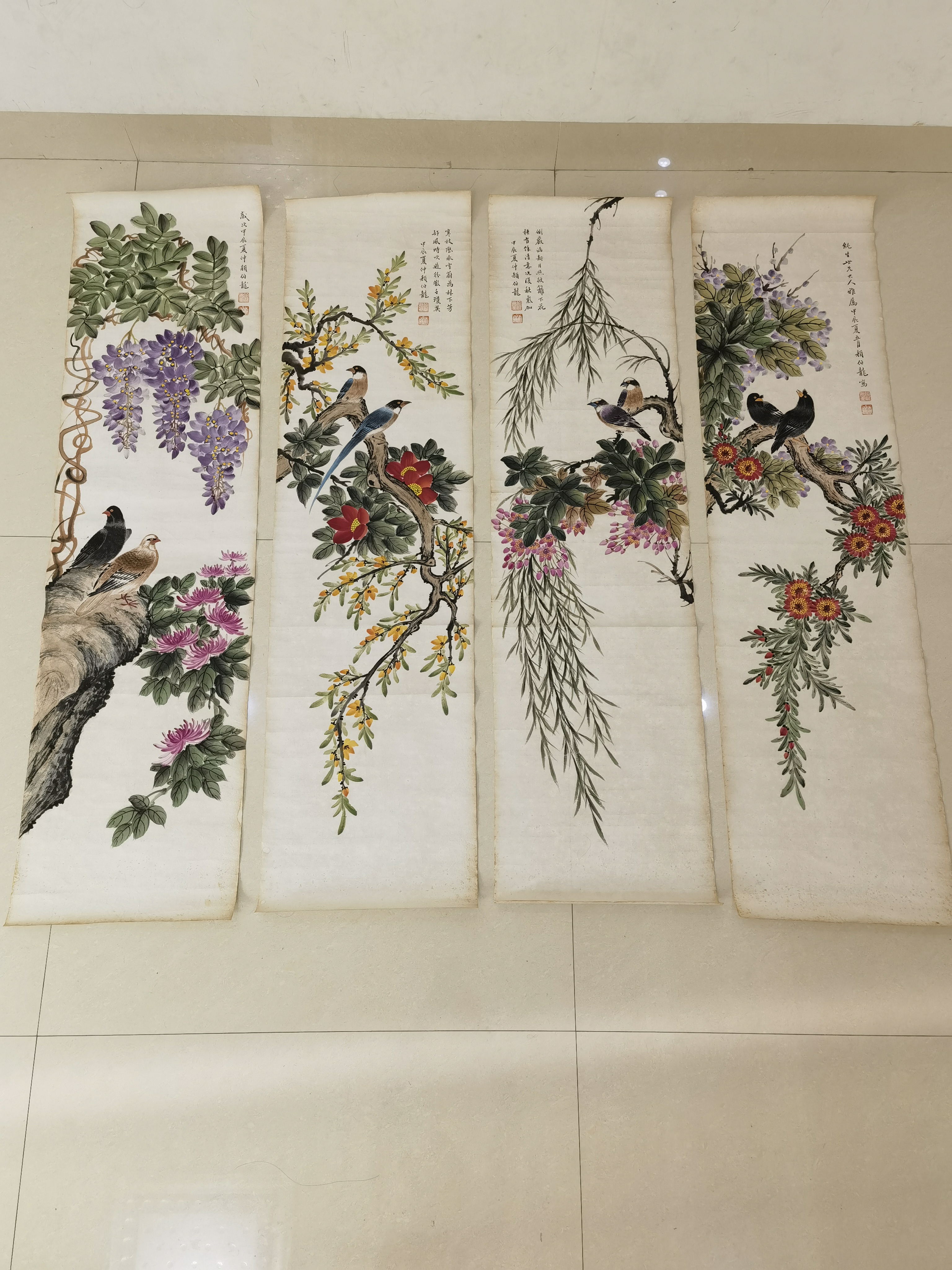 民国61颜伯龙 春意盎然花鸟 四条屏  画芯35x136cm