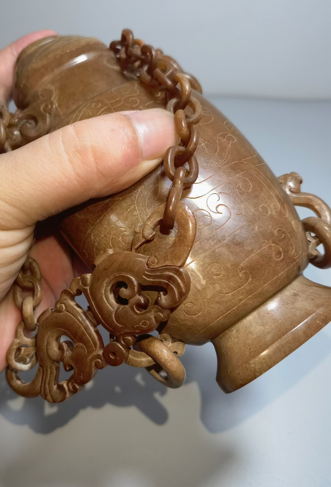 战汉·高古玉【锁链双面精雕 玉瓶】