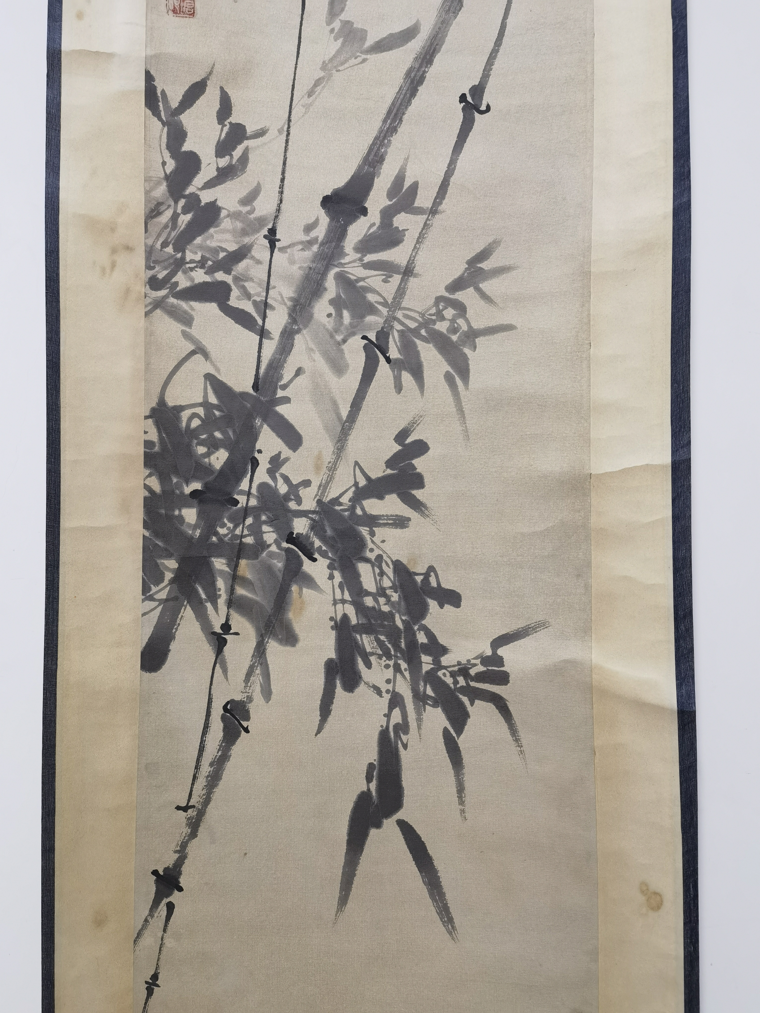 民国•吴昌硕【兰花竹子 二条屏】:画芯33x131cm,原装老裱.