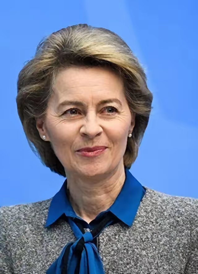 馨的绝代佳人,她本来是比利时人,出生于布鲁塞尔,然后在德国接受教育