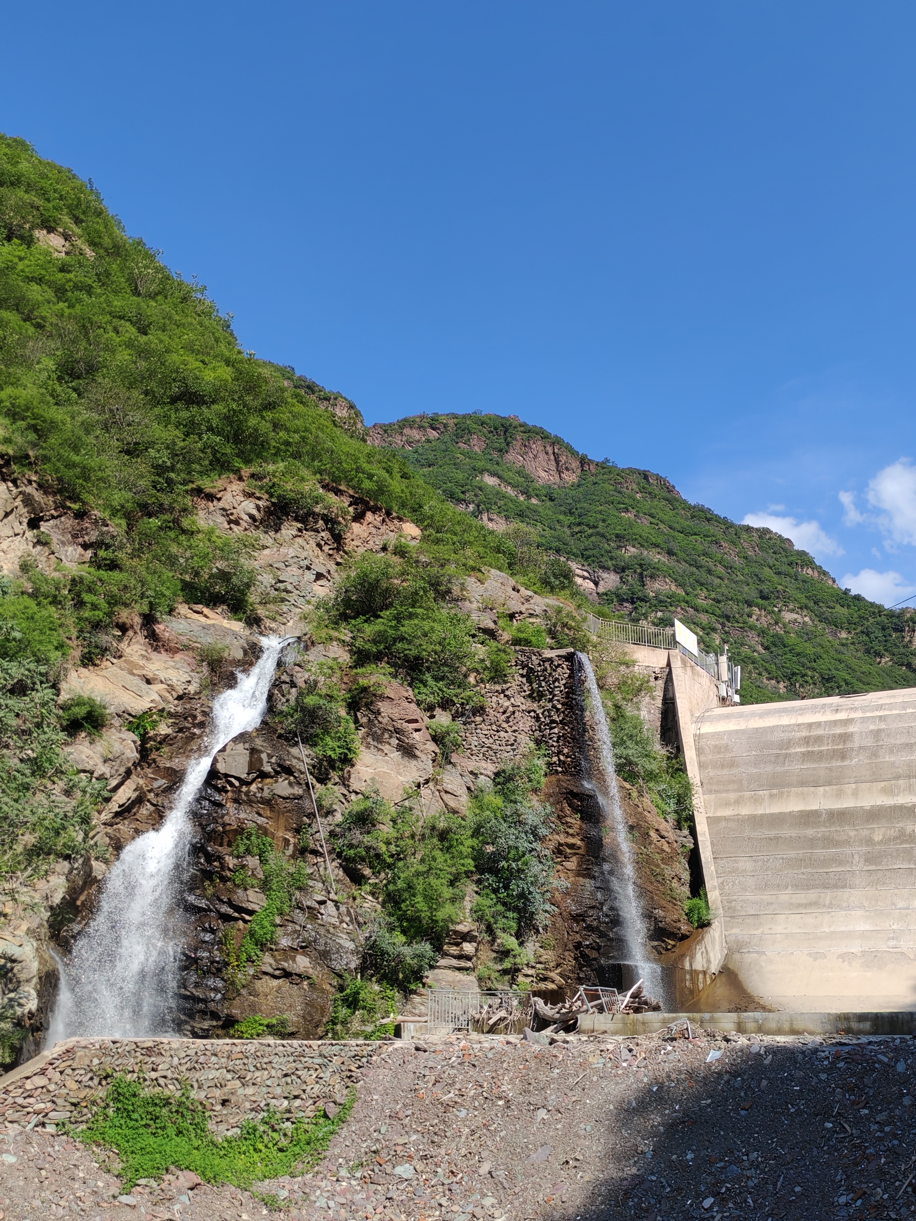 [圣诞树]北京市门头沟区,双龙峡景区,是个超预期的宝藏景区