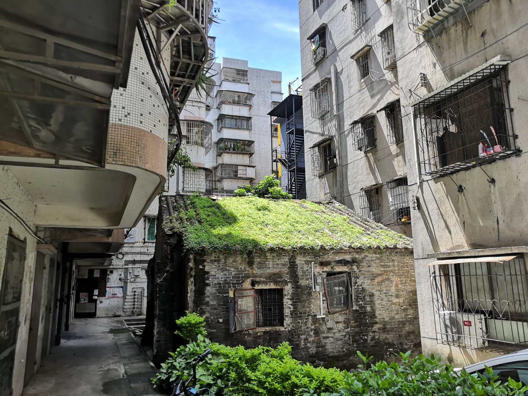 广州"海珠之眼"的钉子户火了后,我跟大家说说江门市的著名钉子户