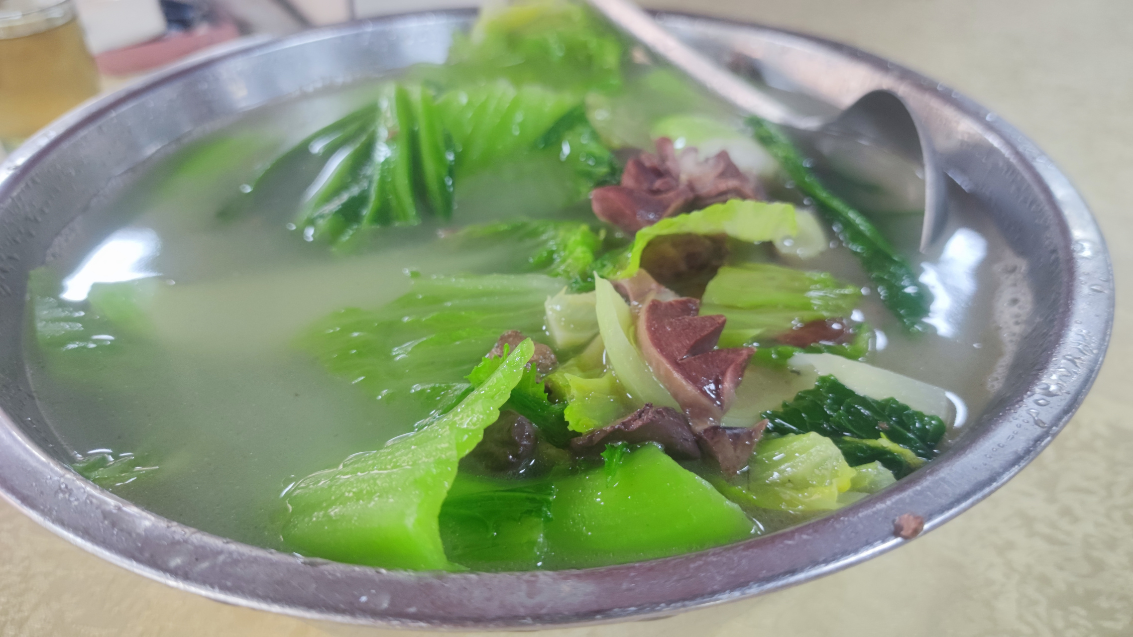 盐水浸鱼,鸡杂水东芥菜,这样的吃法够清淡了吧?