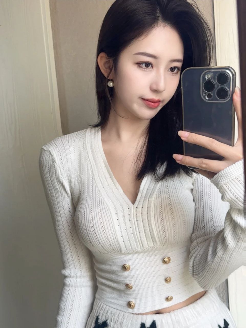 今日份自拍照,美美的我你爱了吗?