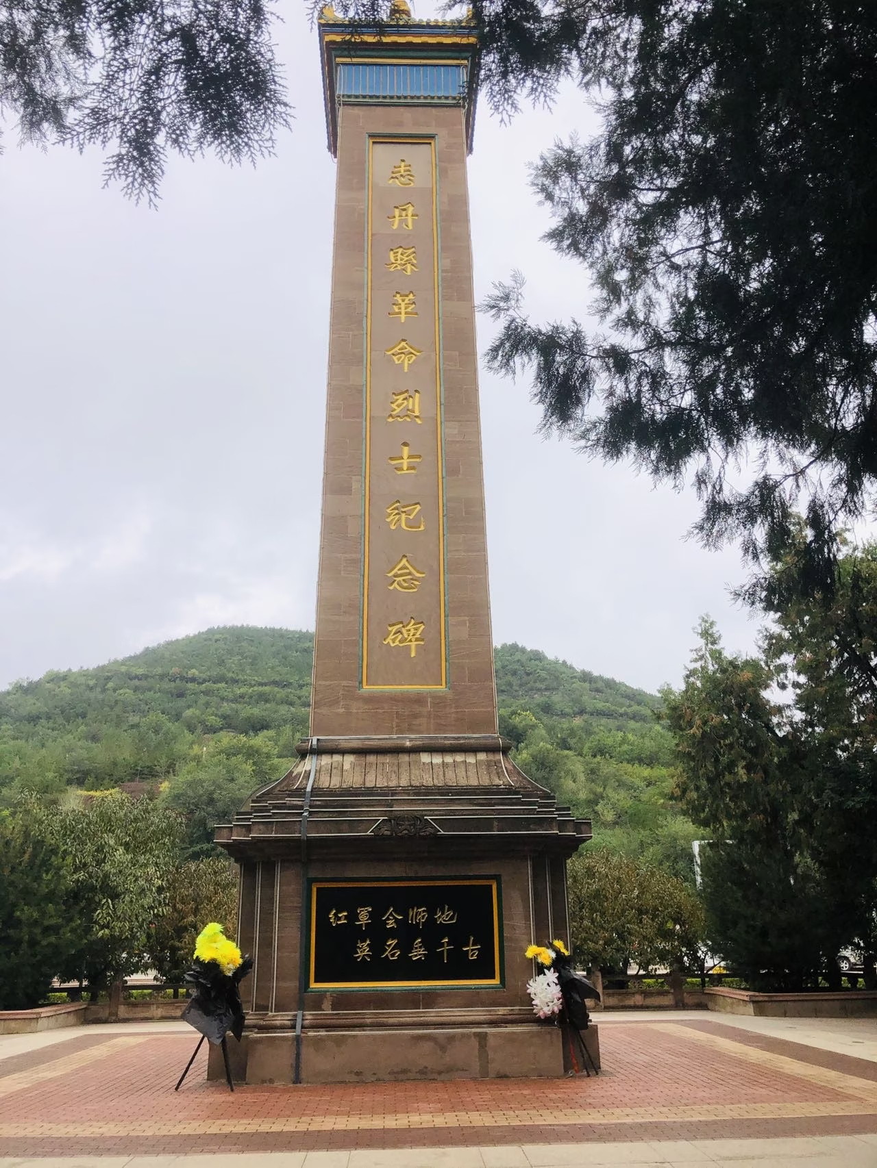 中国所有使用燃油的机器用于购买燃油的钱里都包括了国道养路费