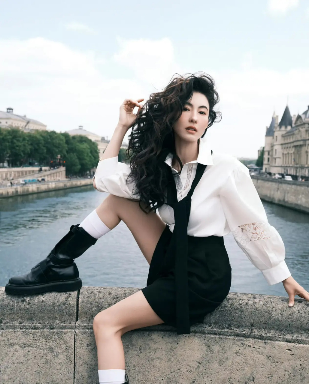 张柏芝近照!港风女神人设依旧!