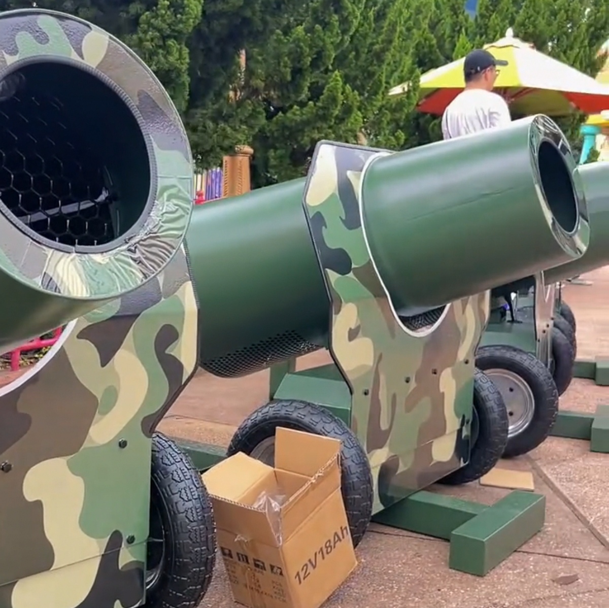 共享空气大炮这一创意虽然新颖有趣,但要保持其吸引力还需不断创新.