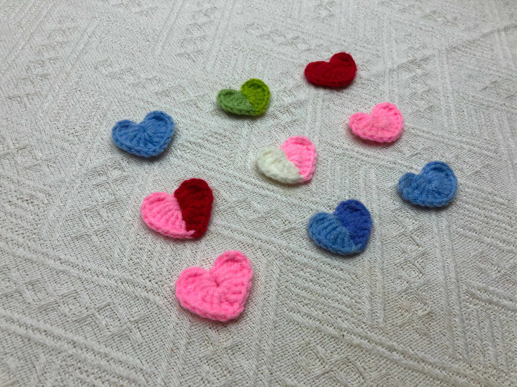 钩针编织毛线仿真花# 心型:环行起针,立3个辫子