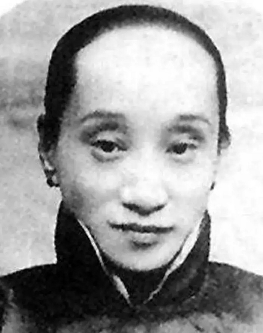 鲁迅的原配妻子朱安,一生无爱无性,独守空房41年.