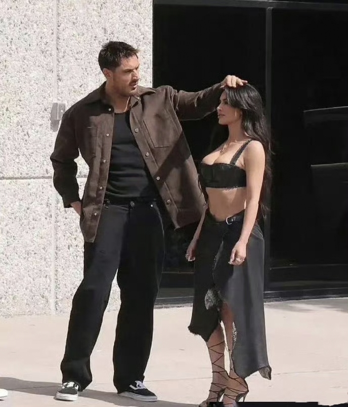 男友希尔顿和卡戴珊金卡戴珊18罗汉男友金卡戴珊和亨弗里斯金·卡戴珊