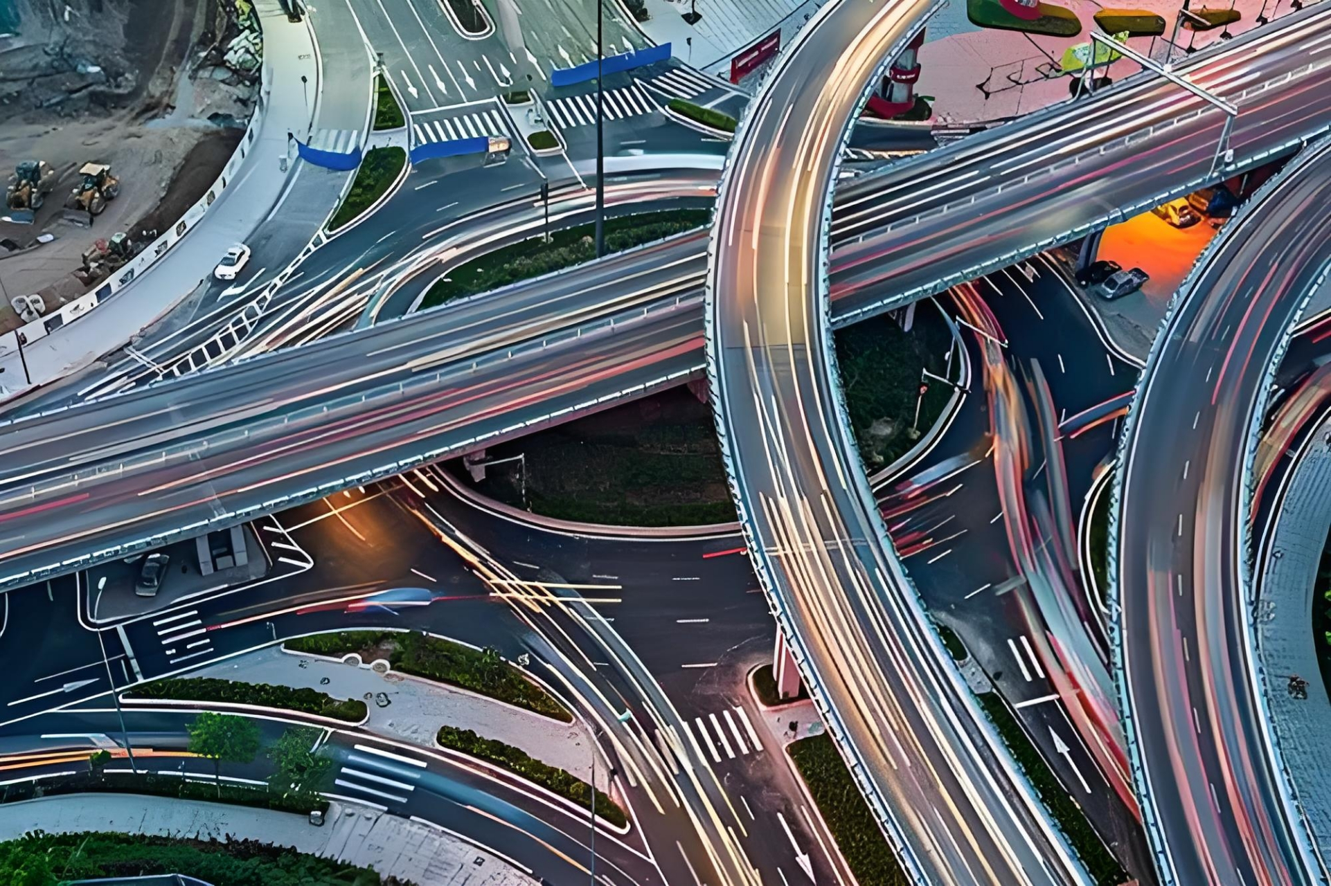 中国十大立交桥排名,最大的居然有5层,20条匝道: 1,重庆黄桷湾立交桥