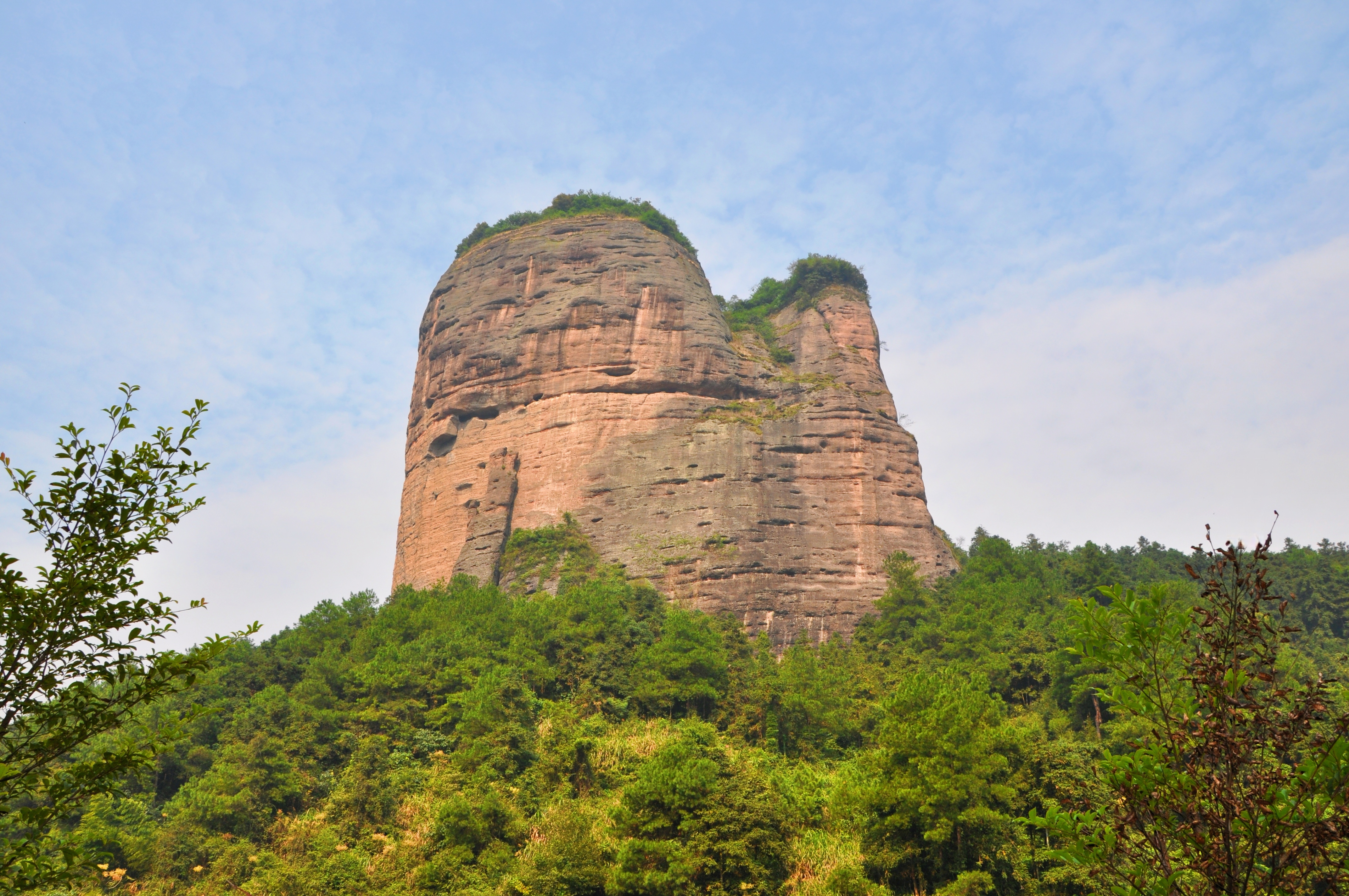 五岭越城岭图片