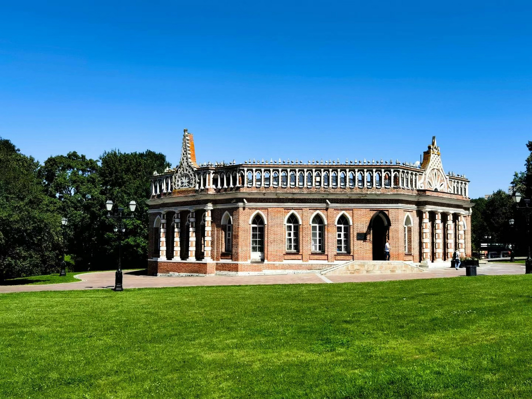 中蒙俄铁路大穿越#  察里津诺庄园,位于莫斯科的东南部,是著名的