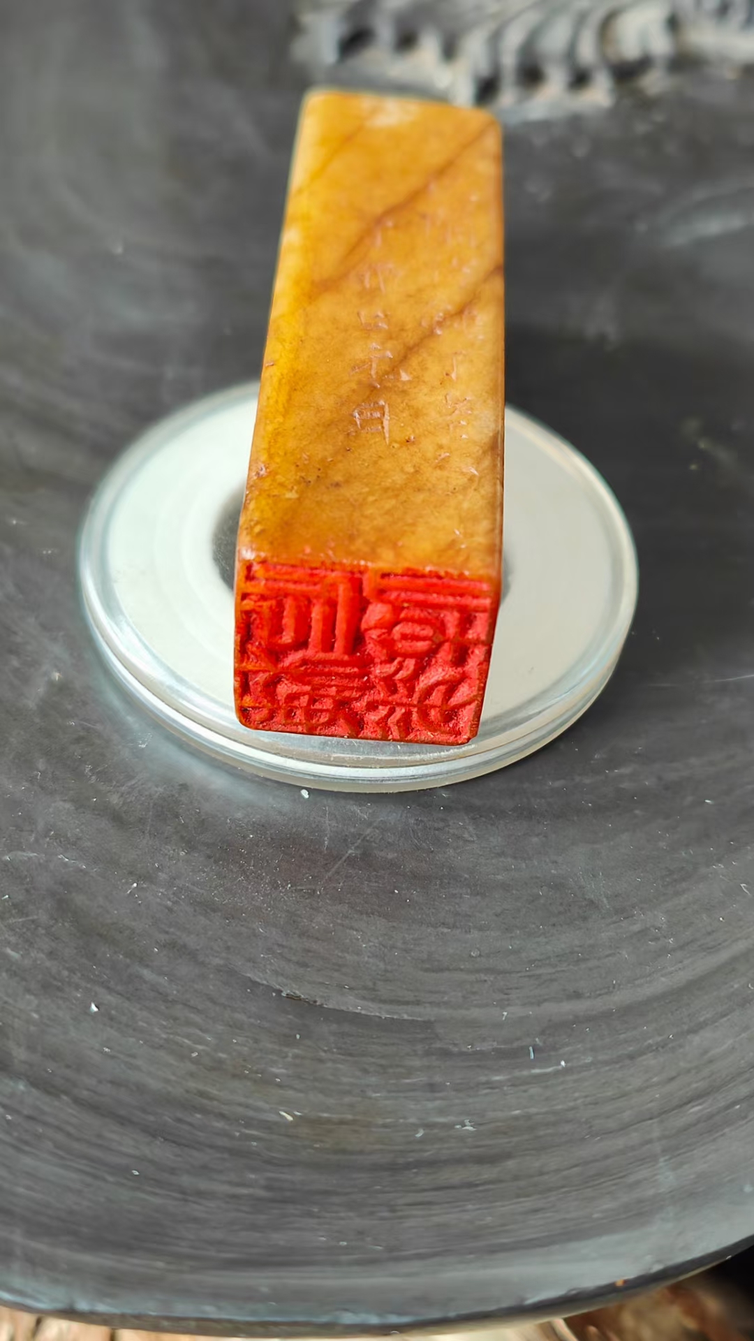 清代青田石黄金耀老印章,次闲款,尺寸6.9-2厘米,包老保真