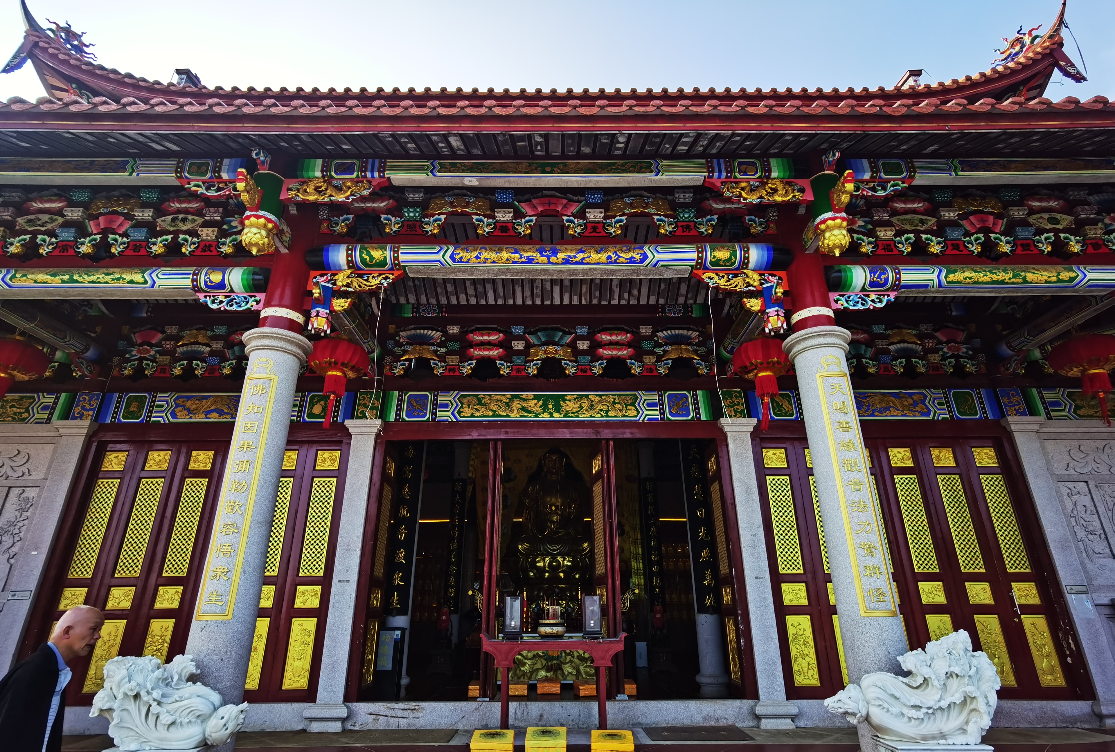 西来寺位于莆田市江口镇山上,西来寺历史悠久,寺殿壮观