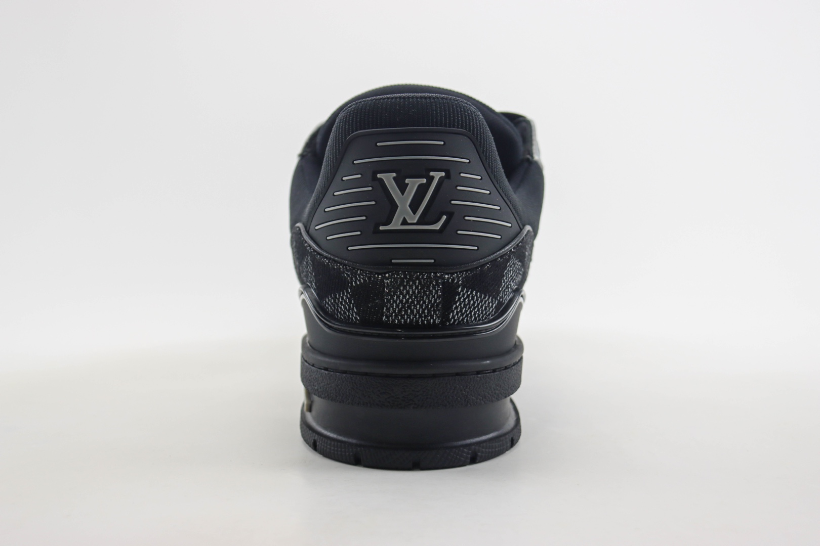 驴牌 lv 路易威登louis vuitton trainer 低帮休闲板鞋#莆田鞋