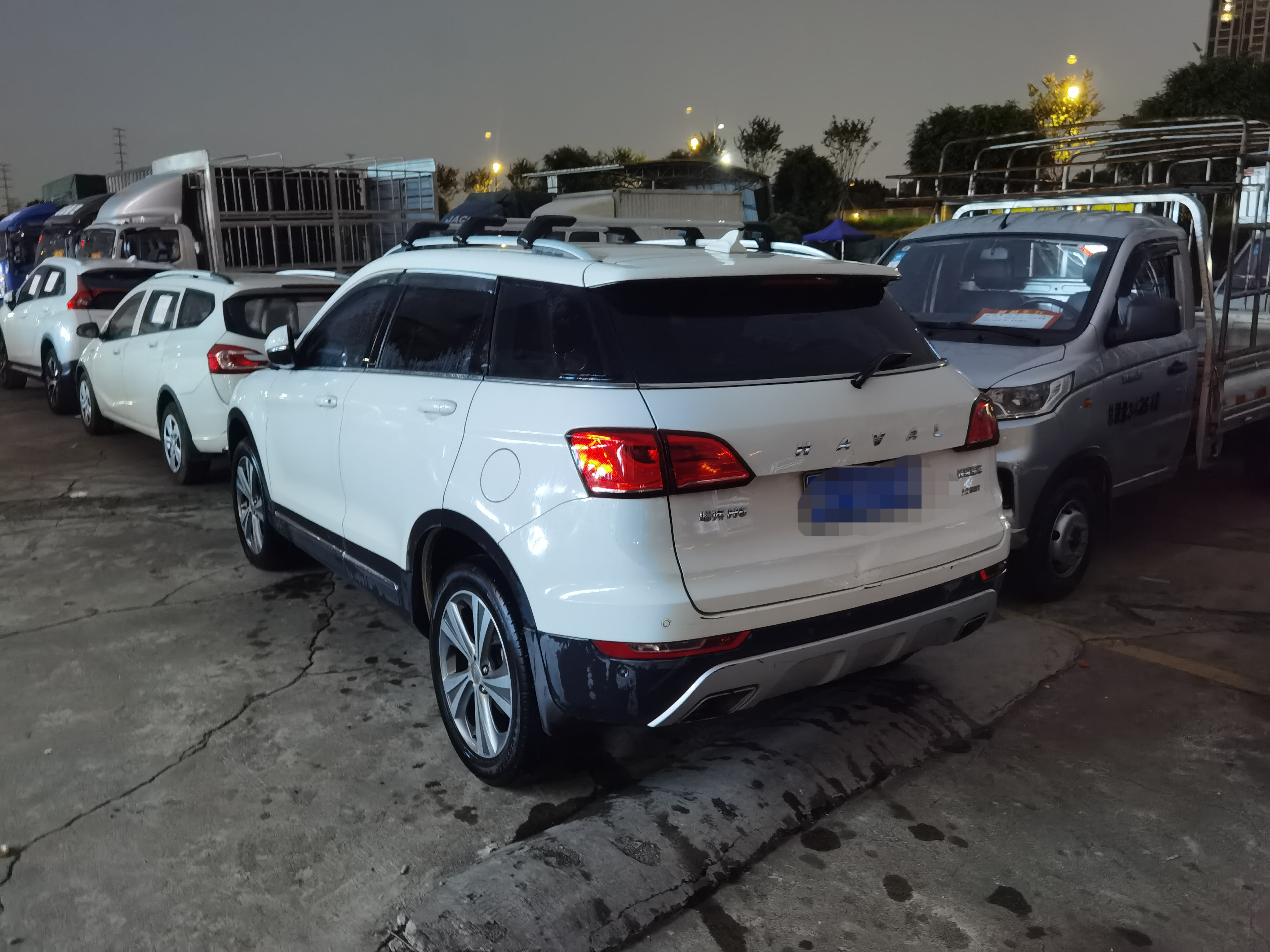 哈弗h6 coupe 蓝标2.0t手动两驱都市型 17款 准18年上牌