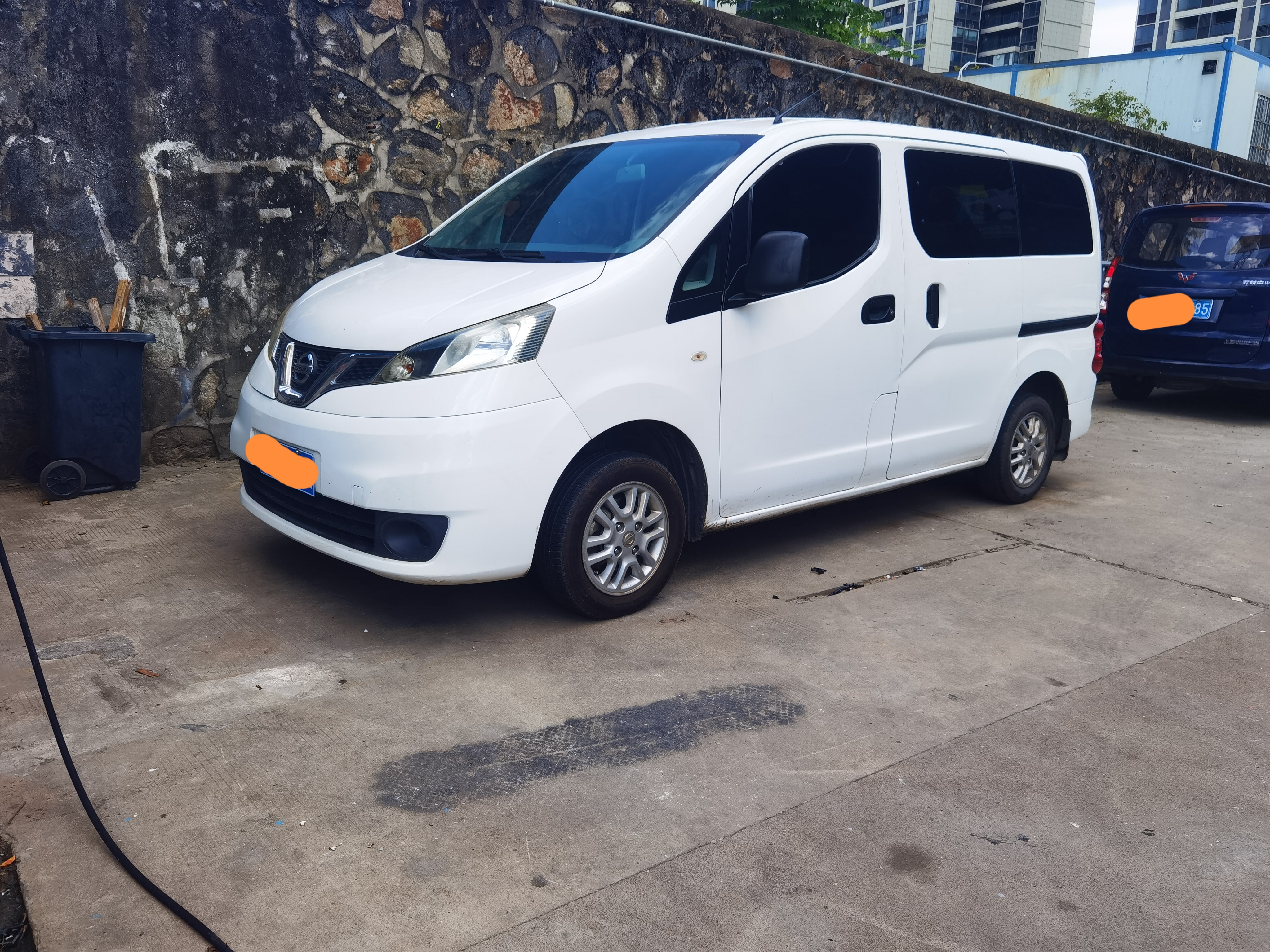 2015年日产nv200 自动挡 精品车