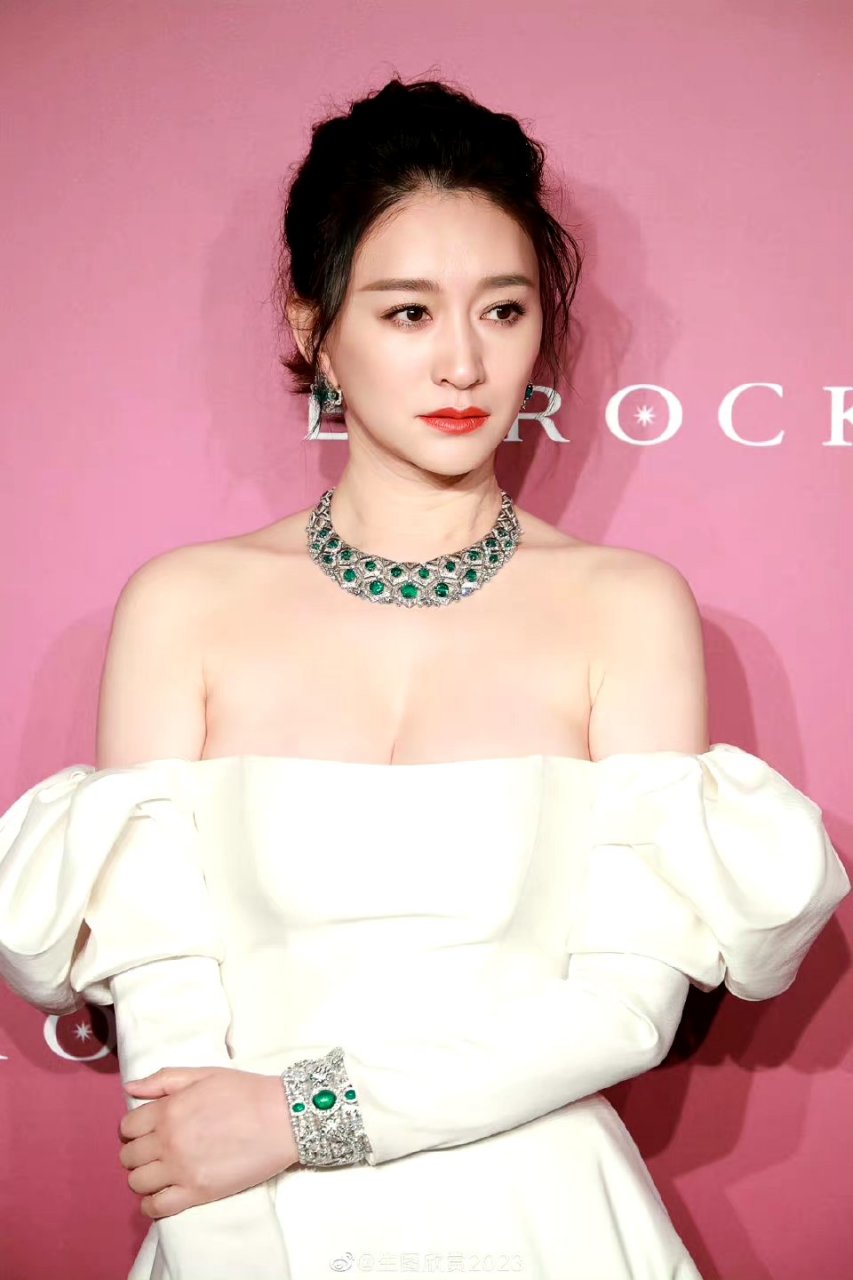 李小冉抹胸裙#李小冉