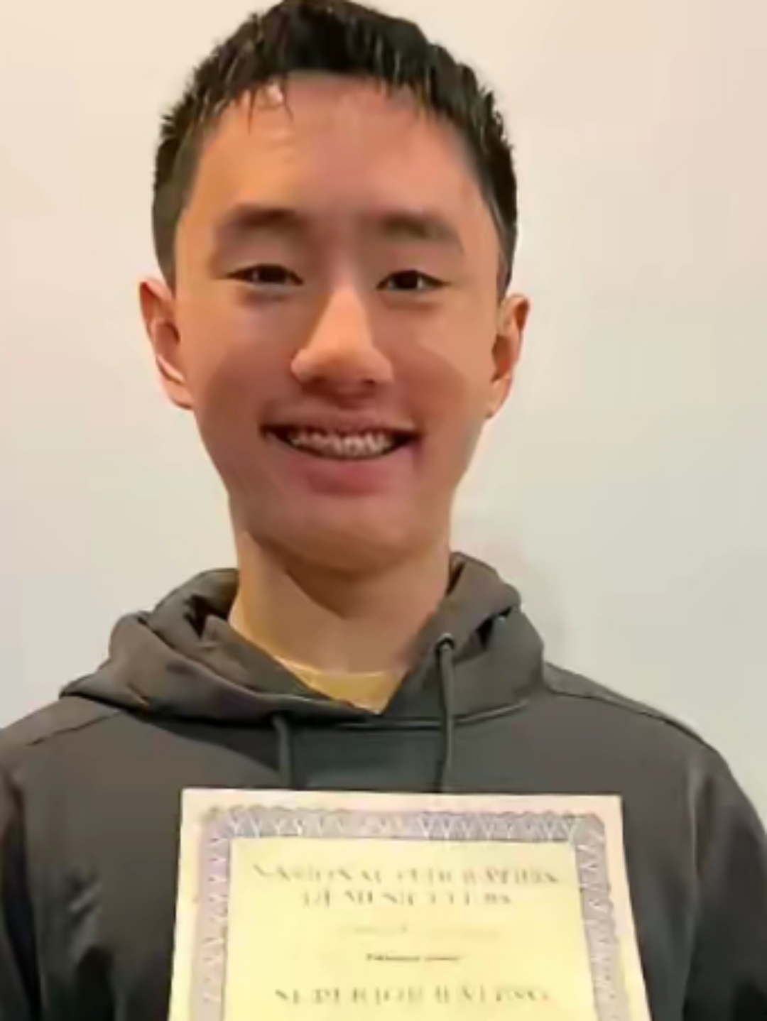 建明一家三口照片庞伟学一家三口照片宋丽华一家三口照片邱志平一家三