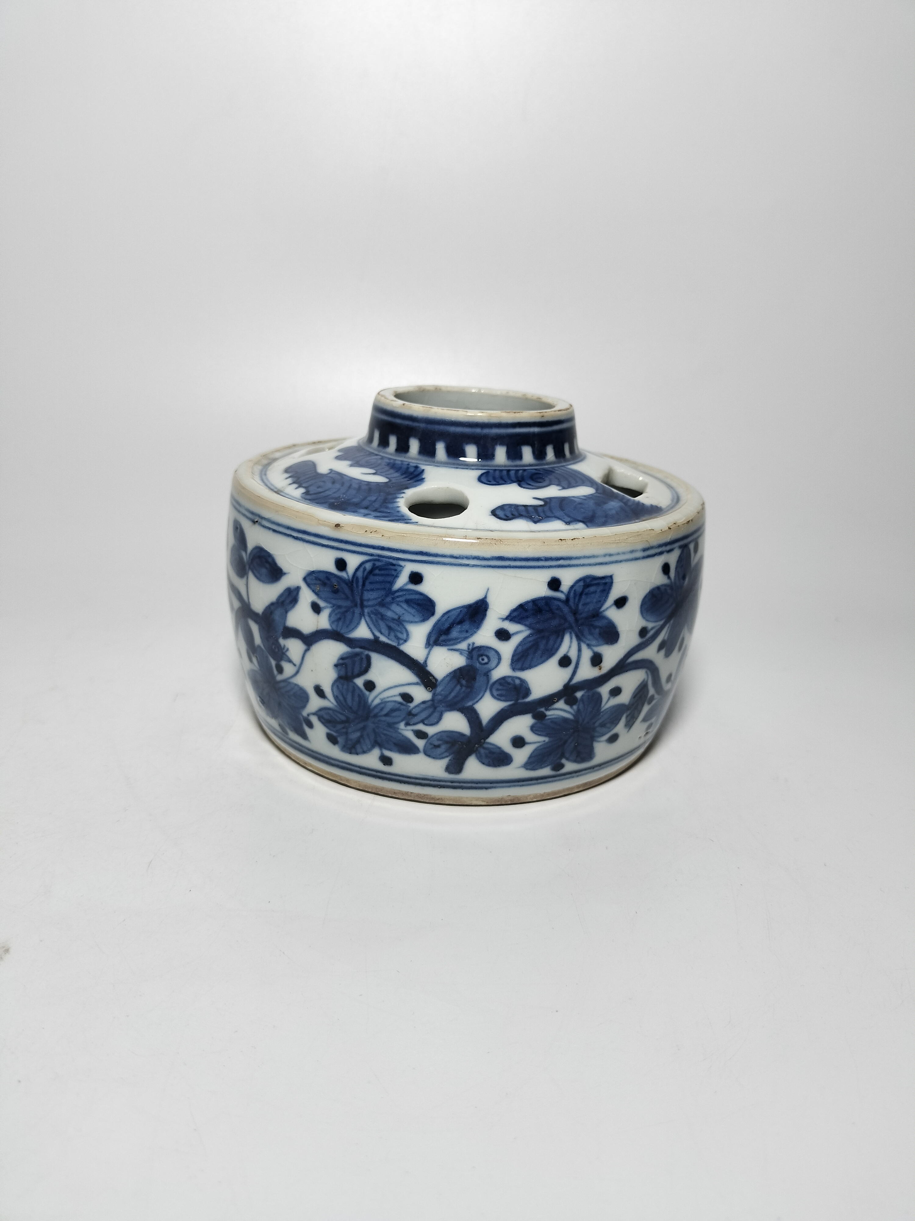 图片分享明代青花茶叶罐#古董瓶子# #艺术品的魅力# #历史见证# #艺术