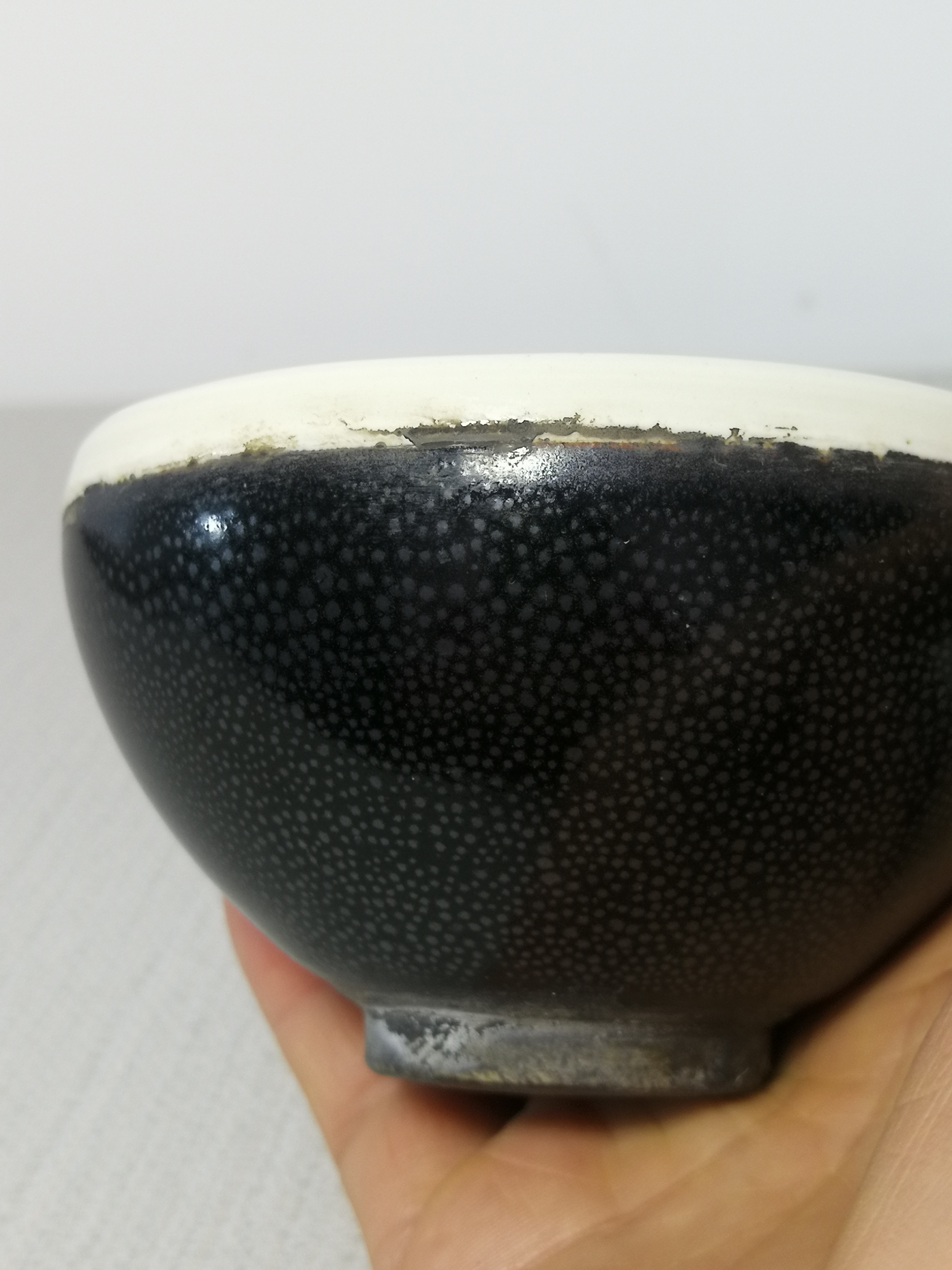 怀仁窑白覆轮茶盏#古董瓶子# #历史见证# #艺术收藏# #艺术品的魅力