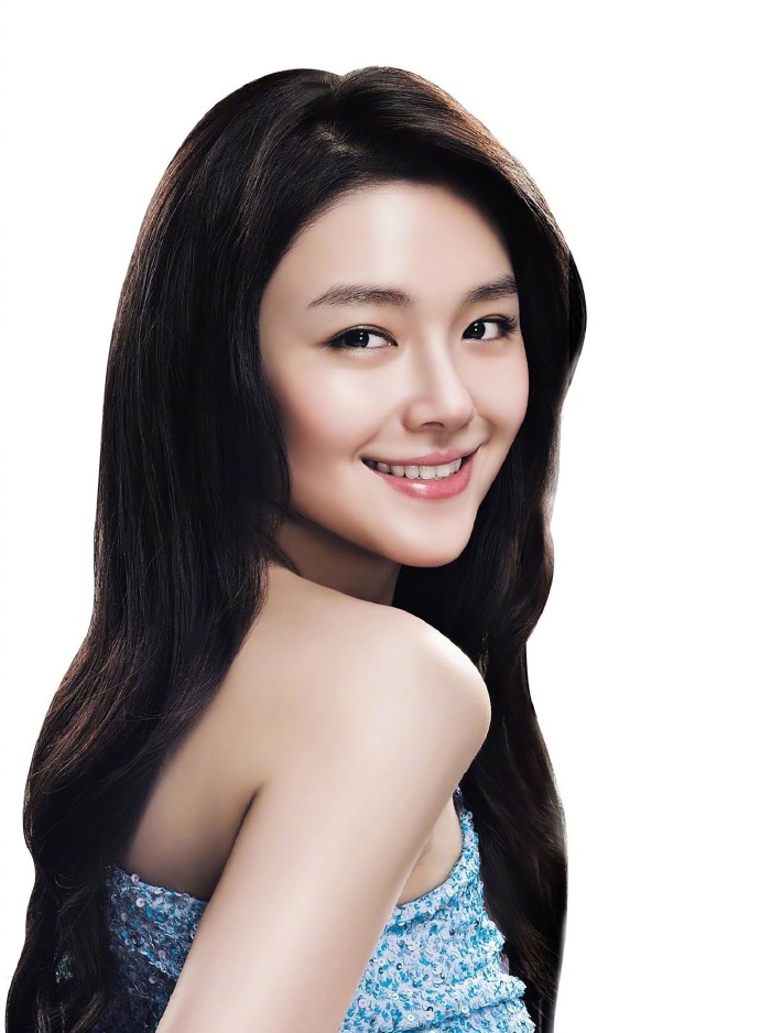 据家属悲痛证实,其死因为流感并发肺炎