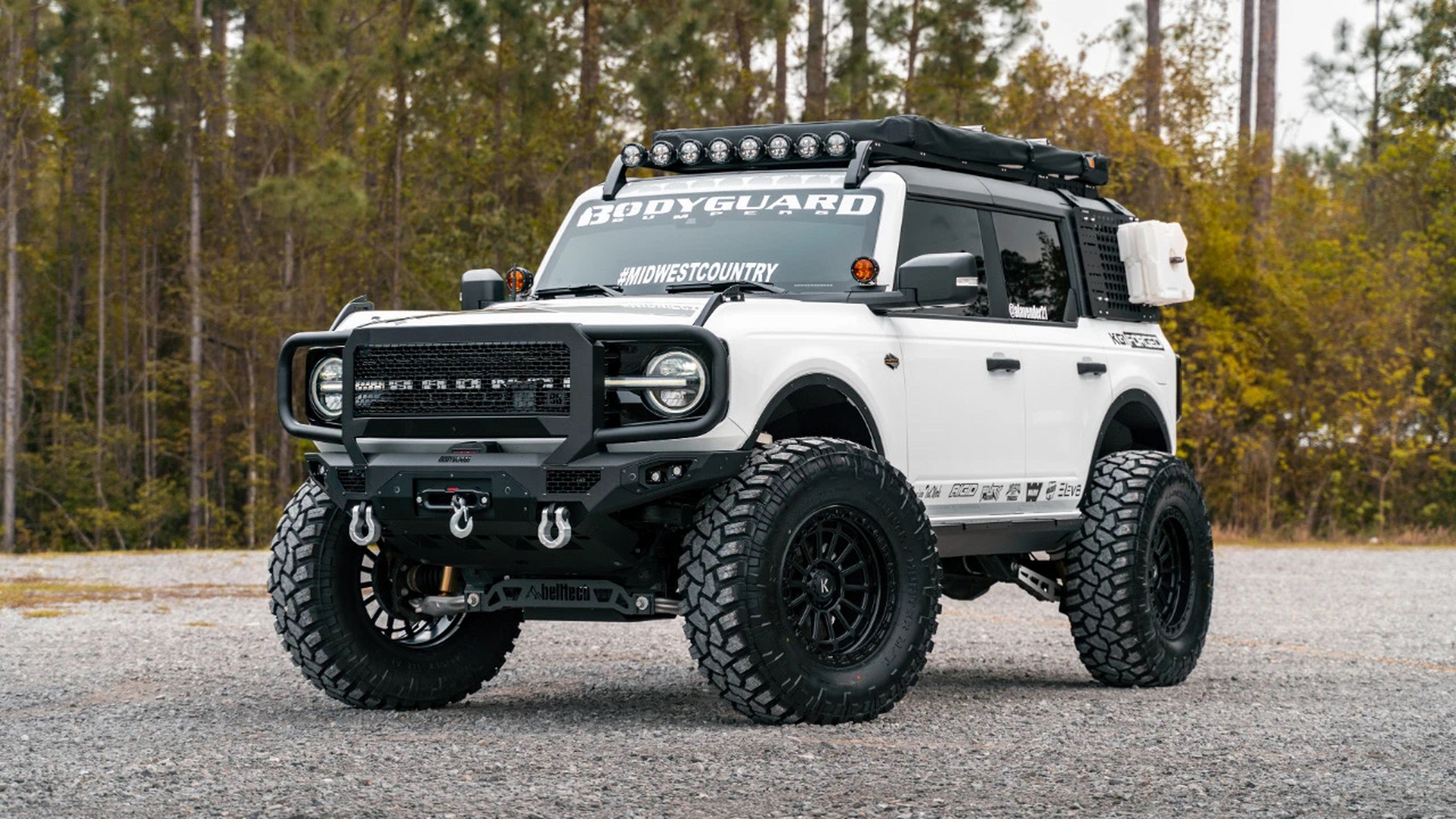 这款福特烈马bronco大脚车应该比牧马人猛一些吧#动态连更挑战