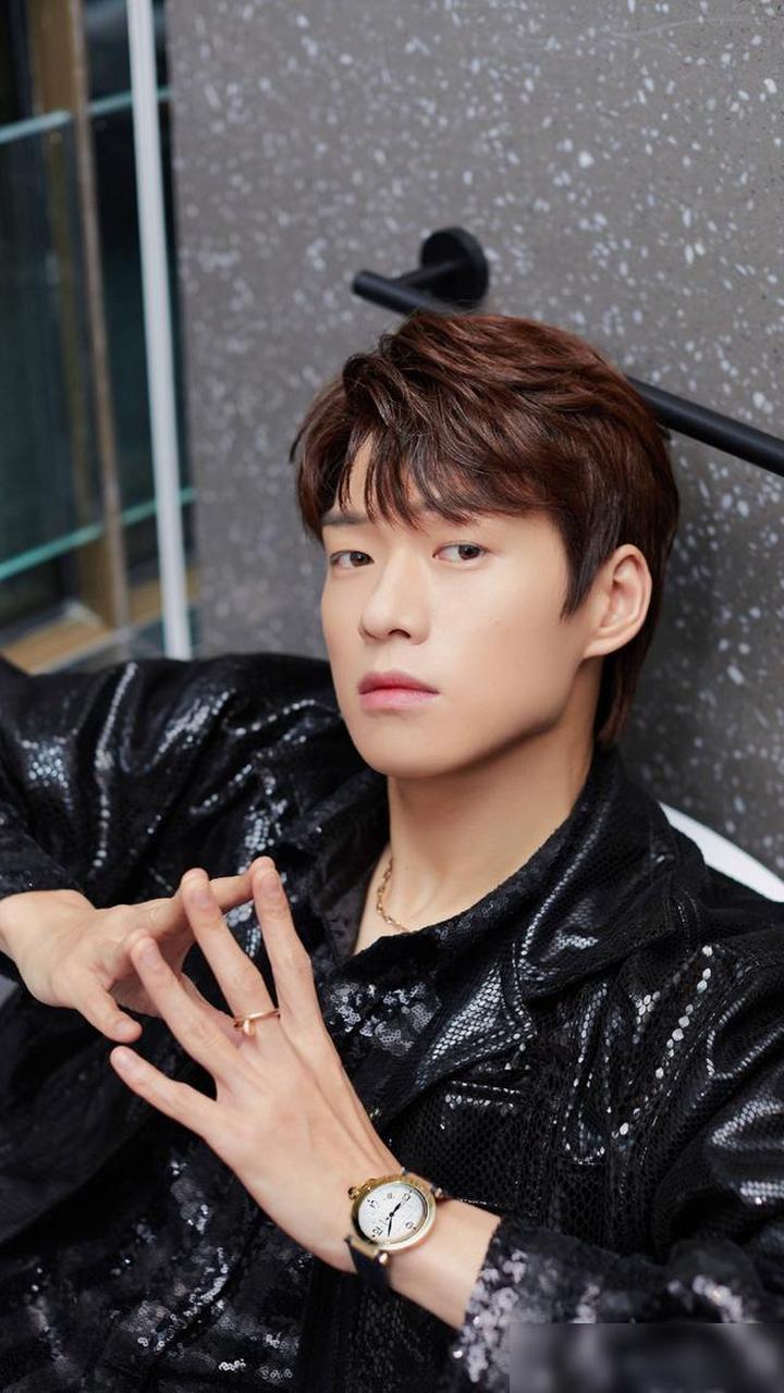 1,魏大勋是芒果的艺人,《人间烟火》这部戏又是在芒果播,没可能搞自己