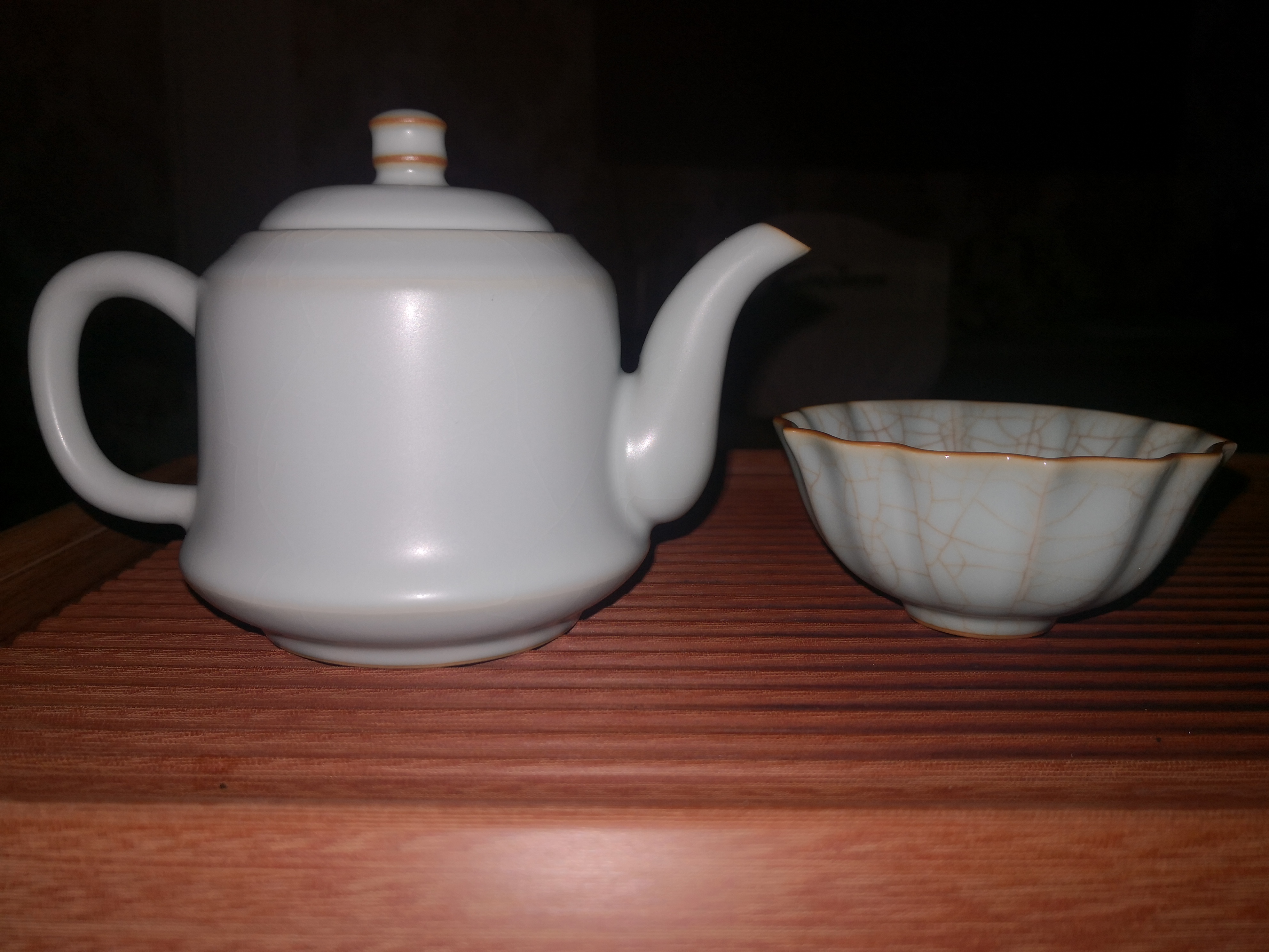 高岭盛郎曾遇仙, 施粥舍舍得玉山. 冰心旧识犹初见, 浊肠新逢亦无欢.