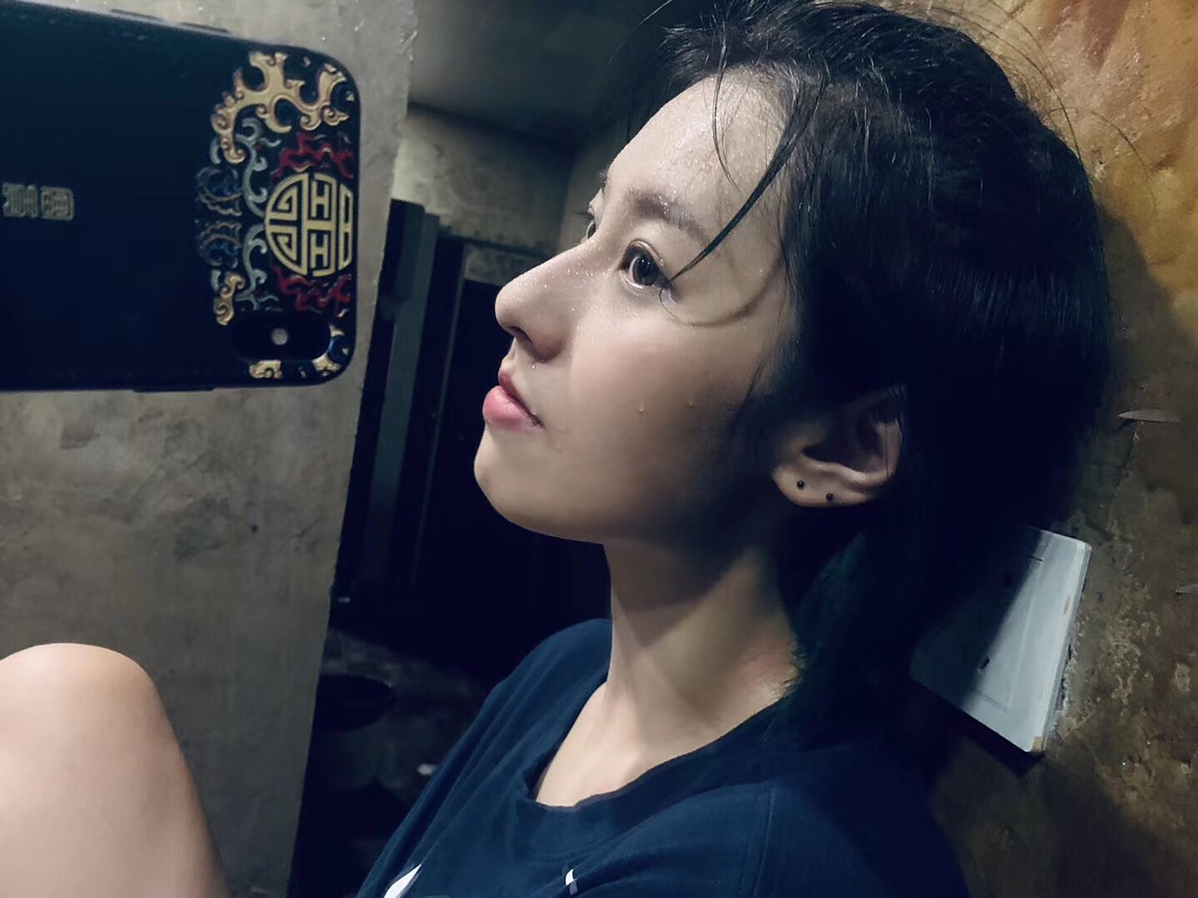 那些你忘不了的赛场瞬间# 最美女裁判亓浩运动后大汗淋漓的样子.