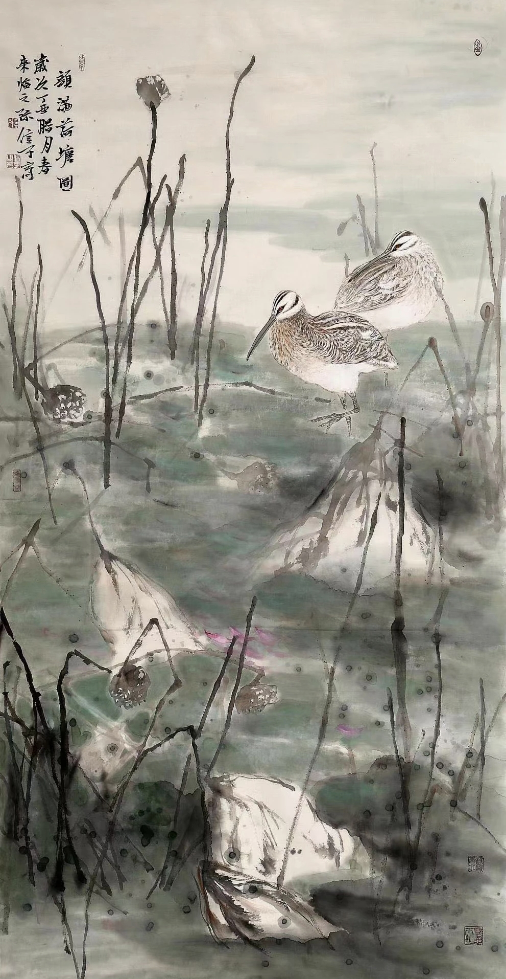 "这画中的水鸟在芦苇荡里自在游弋,仿佛能听到它们的叫声,真是生动!