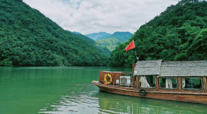 富春江七里扬帆景区图片