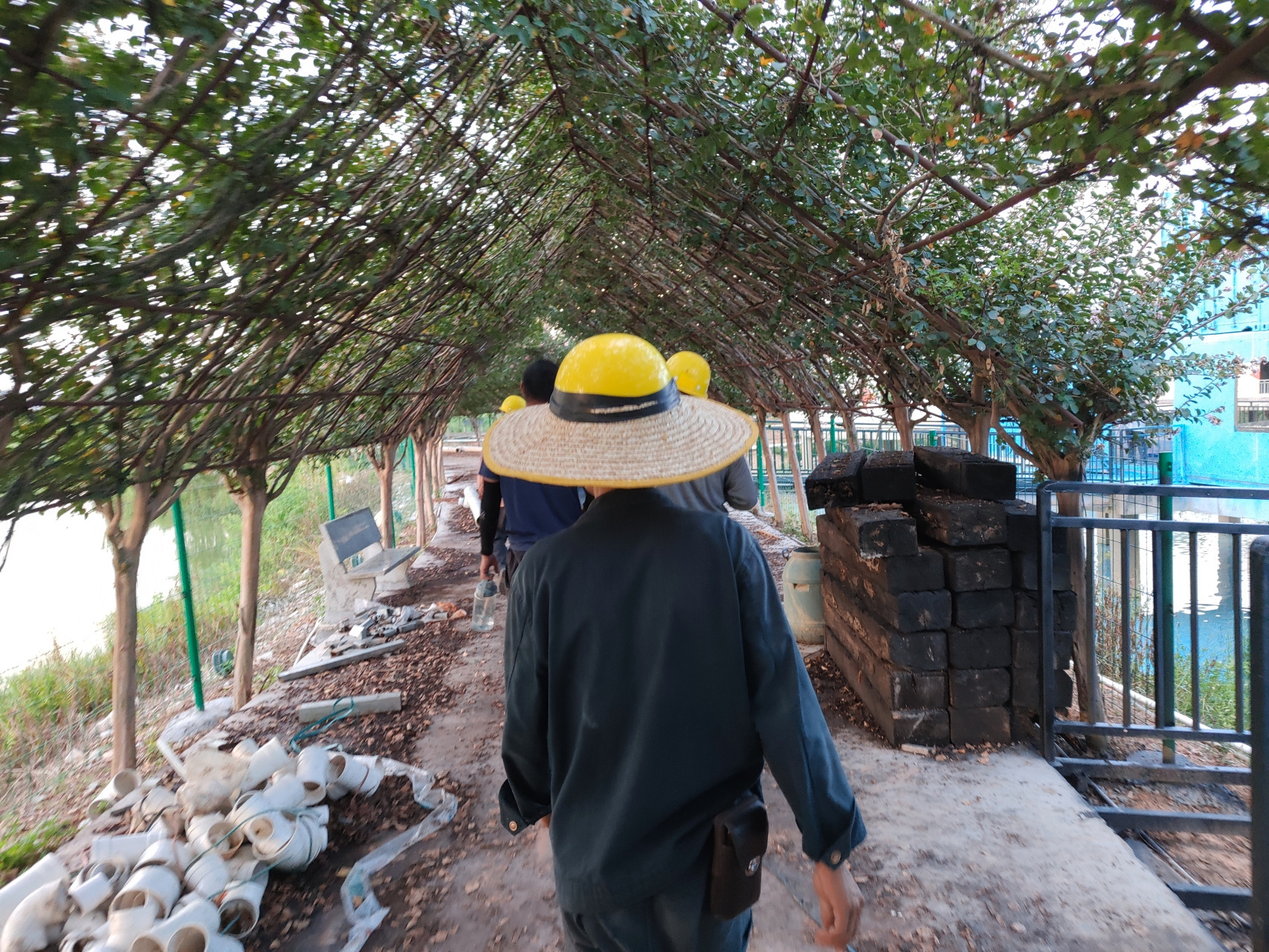 遮阳神器,宽檐安全帽