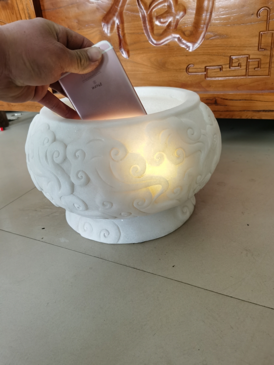 精品#石雕# 汉白玉鱼缸云朵浮雕鱼缸睡莲鱼缸