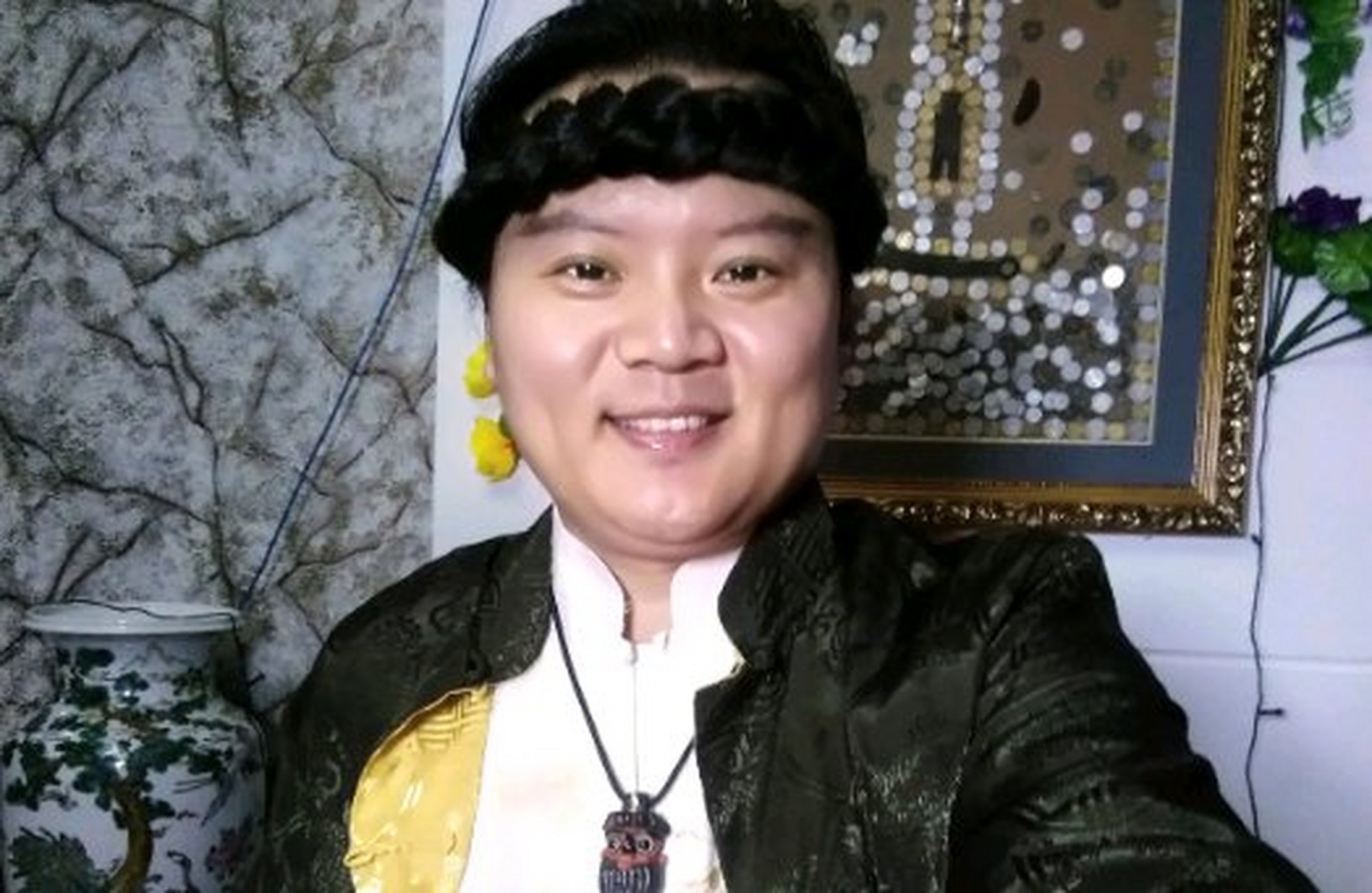 著名画家,文物杂项修复师 张苏杭先生图片