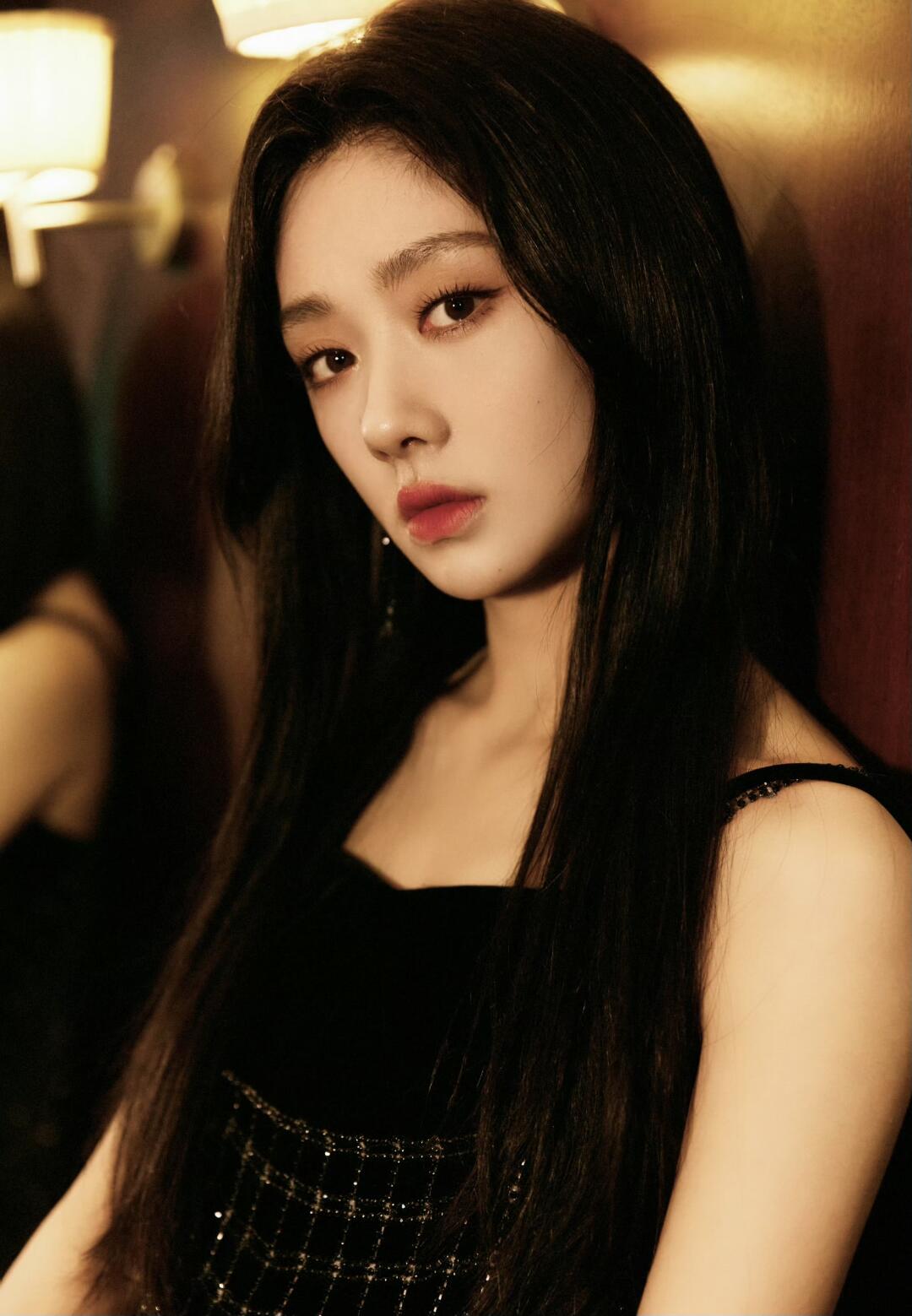 王影璐 2000年8月19日出生于四川省,中国内地女演员 星座:狮子座 微博