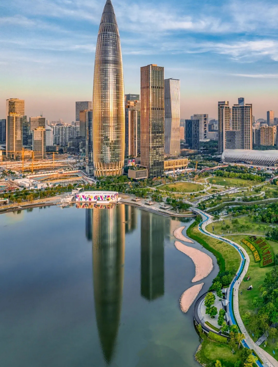 2023发文冲刺赛#大湾区地标之深圳华润大厦  一颗"春笋"拔地起,深谮