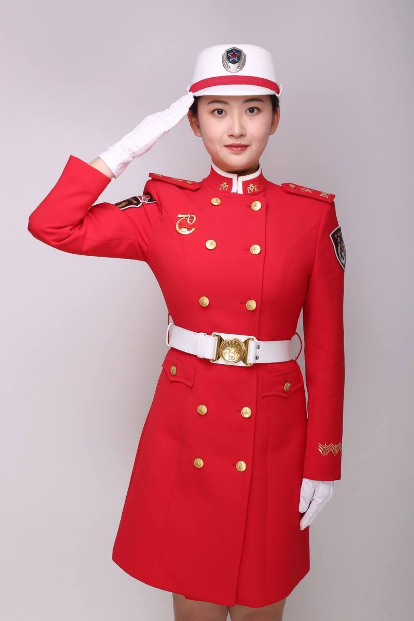 民兵方队美女